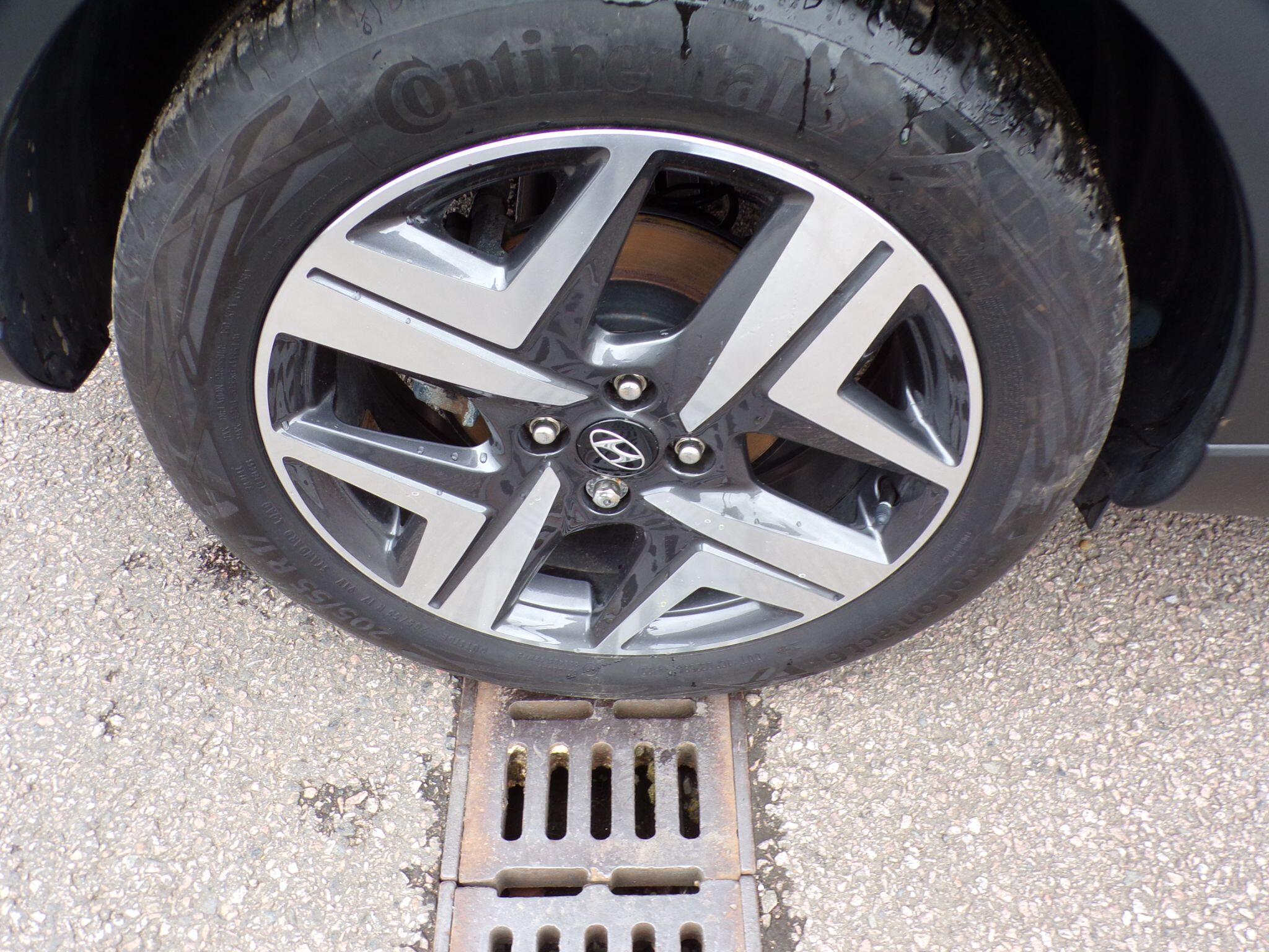 Hyundai Bayon view 10