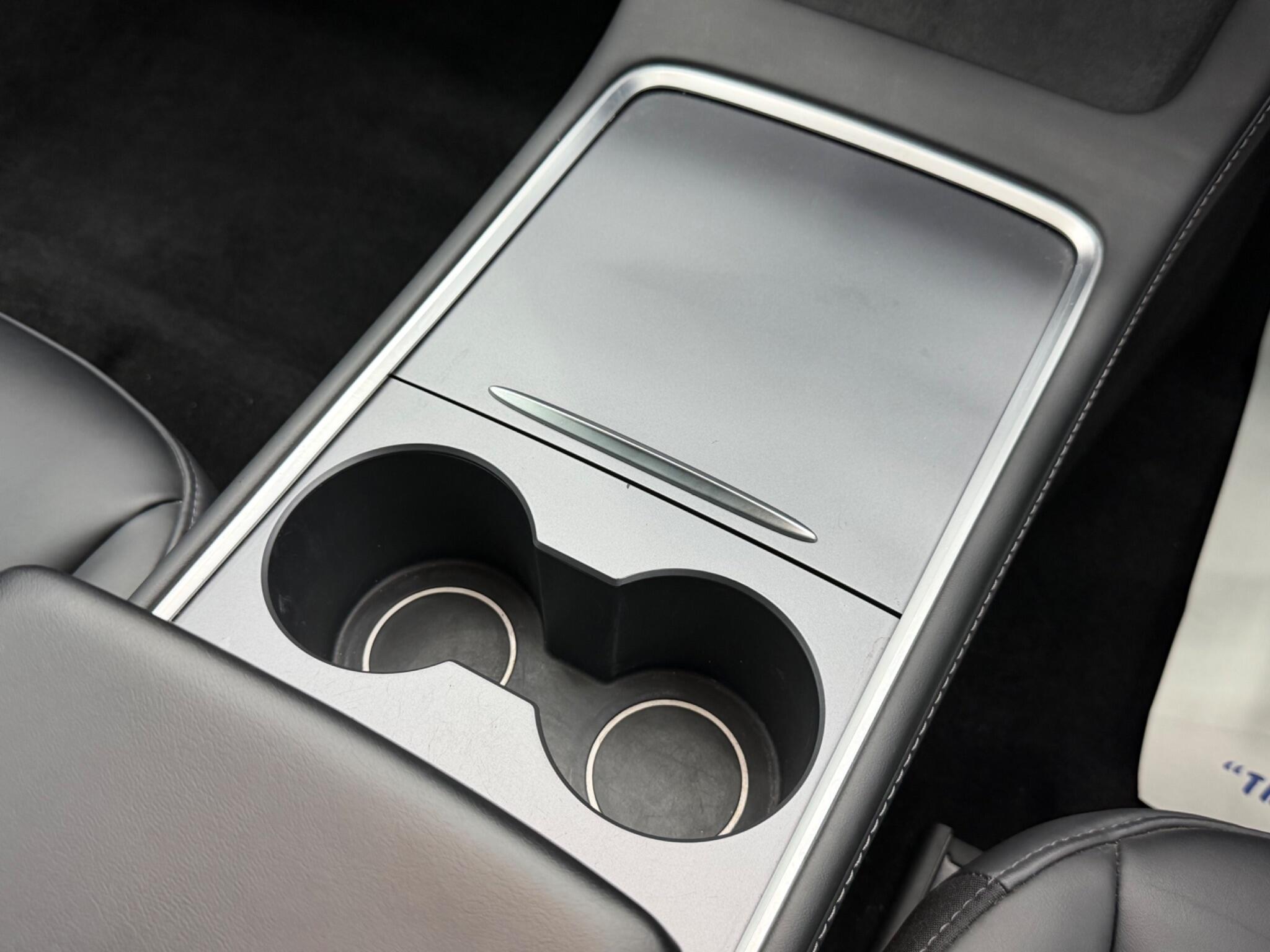 Tesla Model 3 view 24