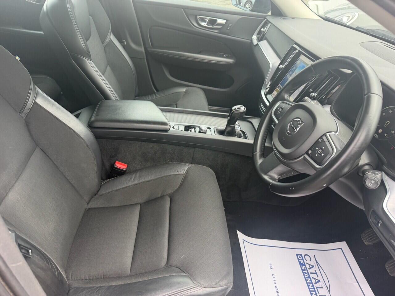 Volvo V60 view 28