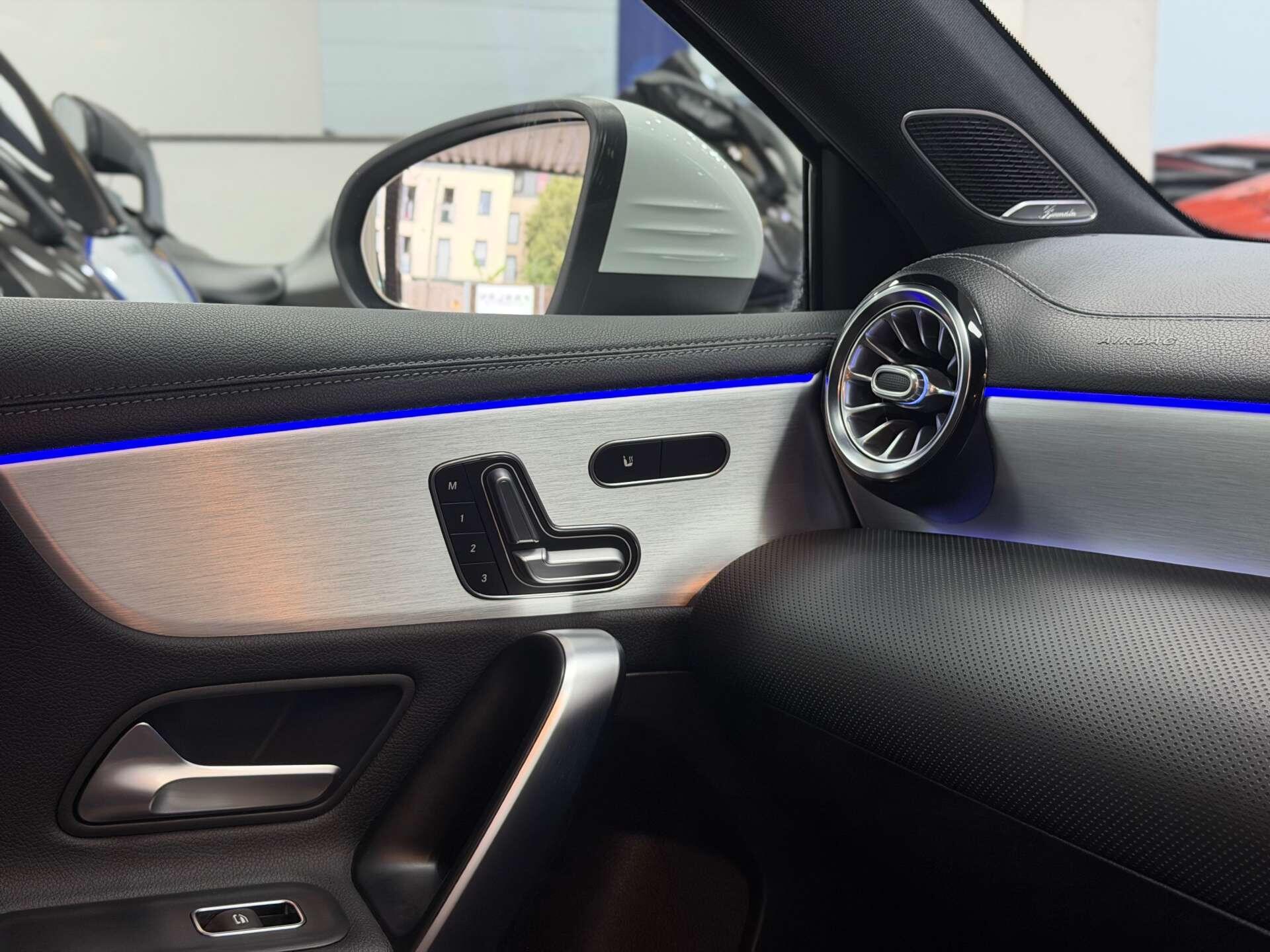 Mercedes-Benz A-Class view 38