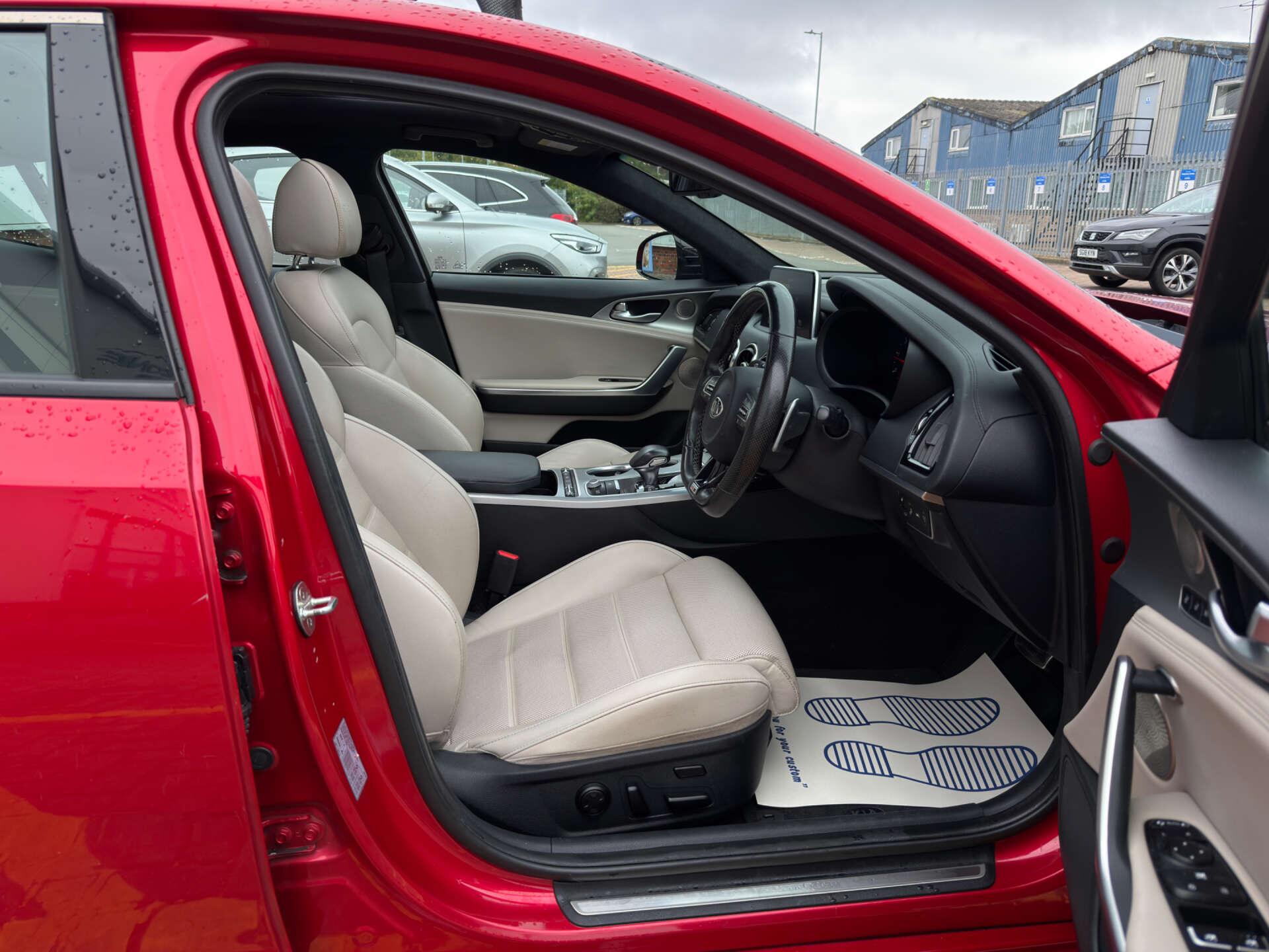 Kia Stinger view 18