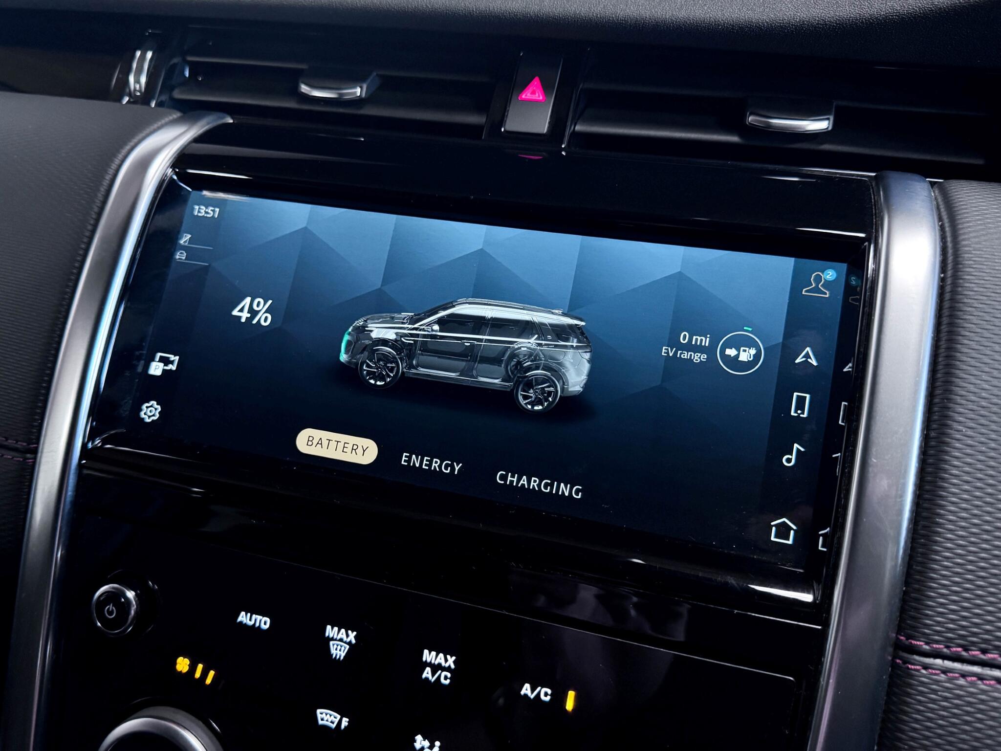 Land Rover Discovery Sport view 42
