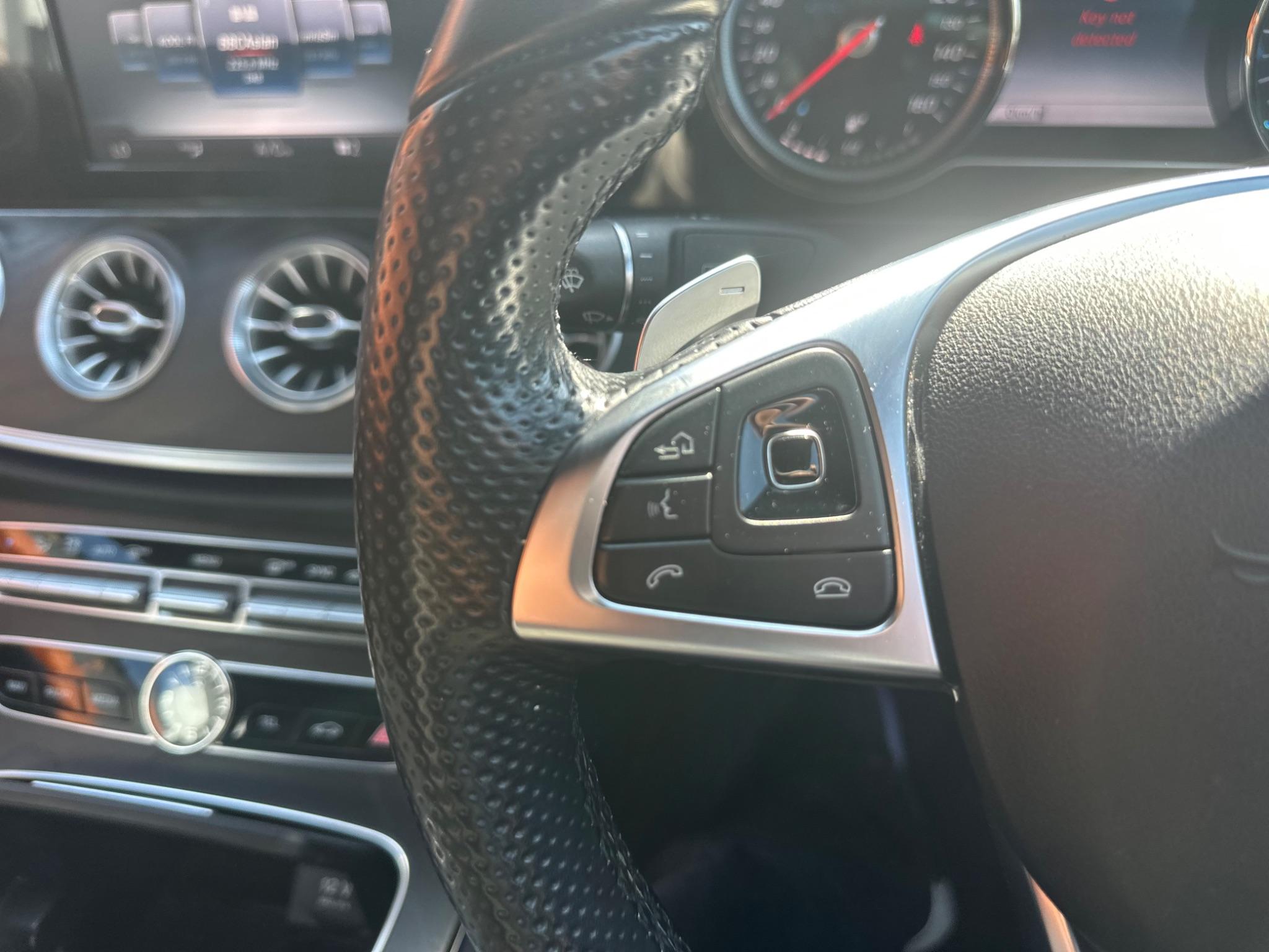 Mercedes-Benz E Class view 20