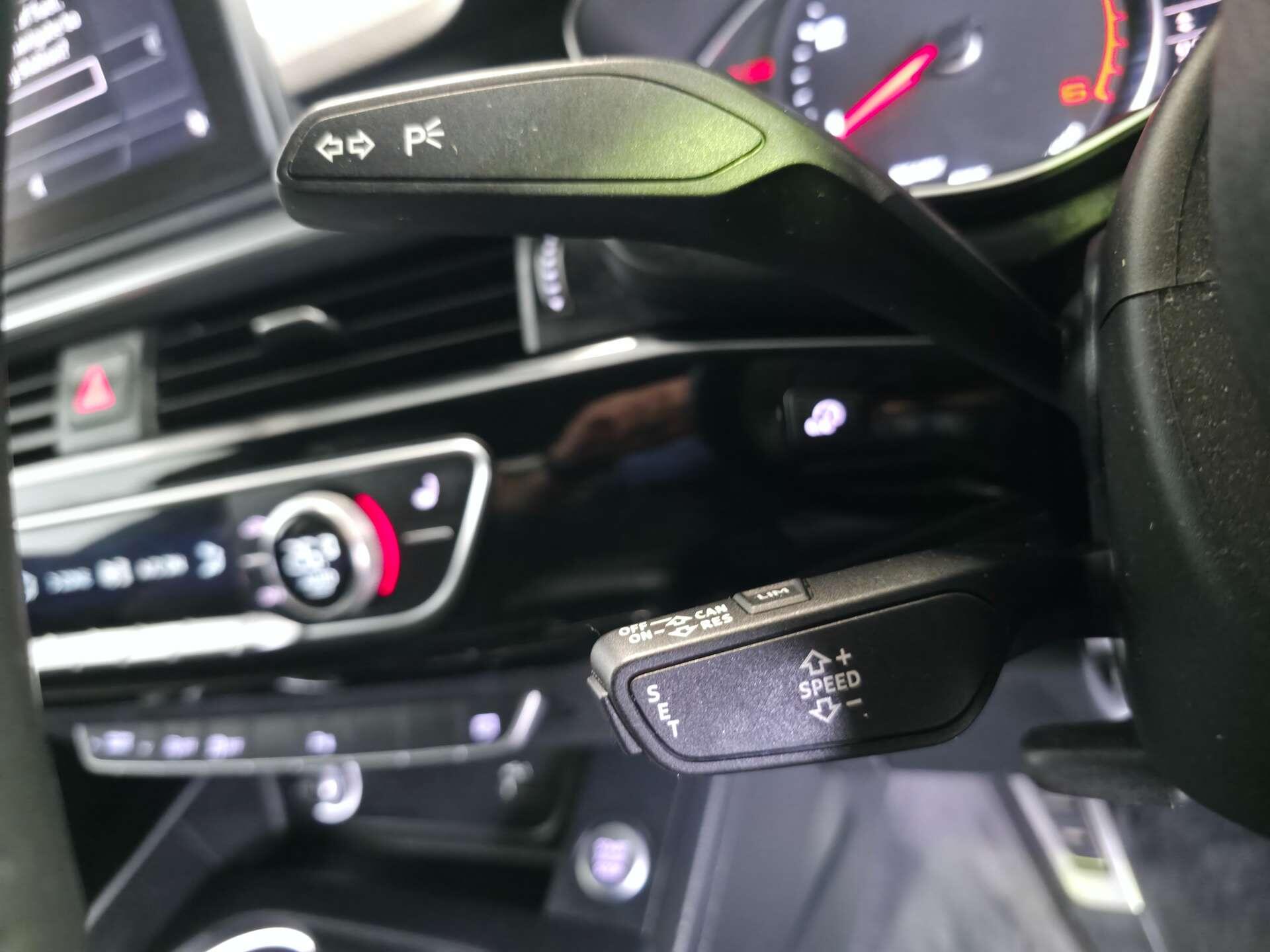 Audi A4 view 31