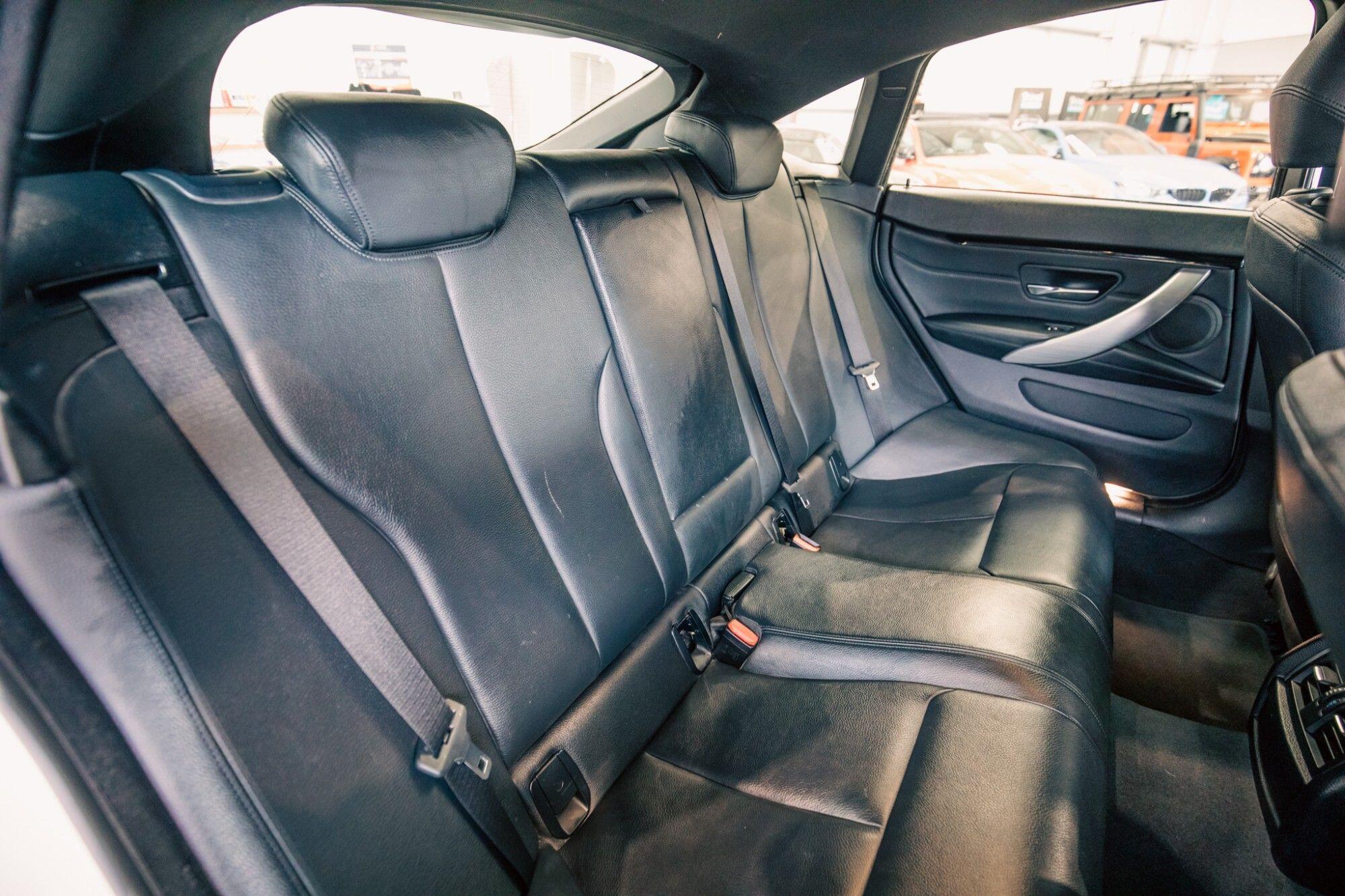 BMW 4 Series view 8