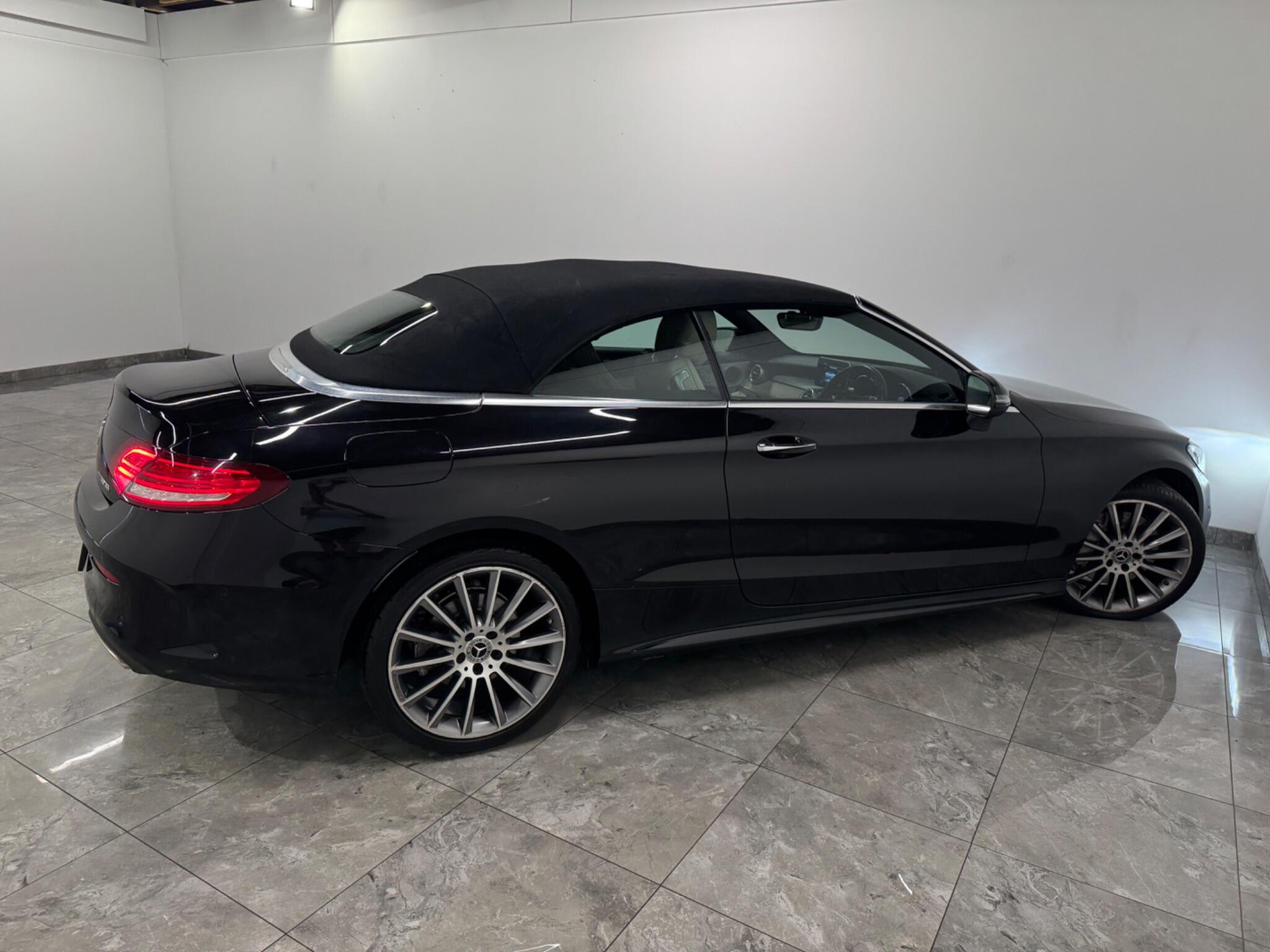 Mercedes-Benz C-Class view 8