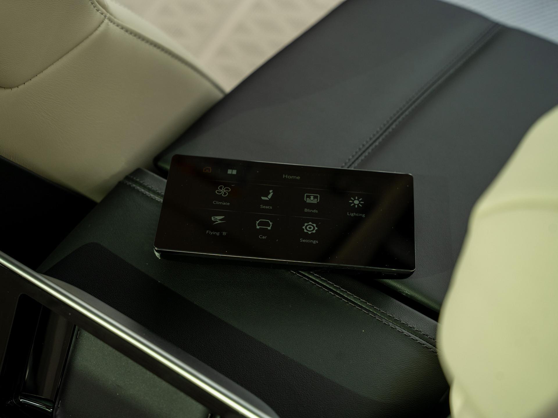 Bentley Flying Spur view 28
