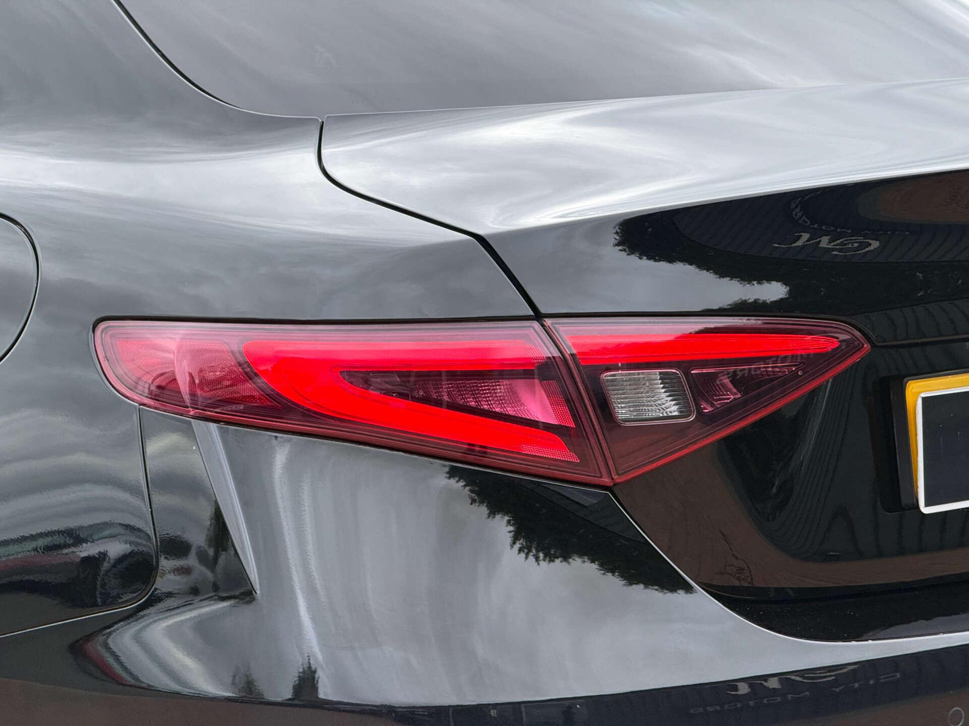 Alfa Romeo Giulia view 27