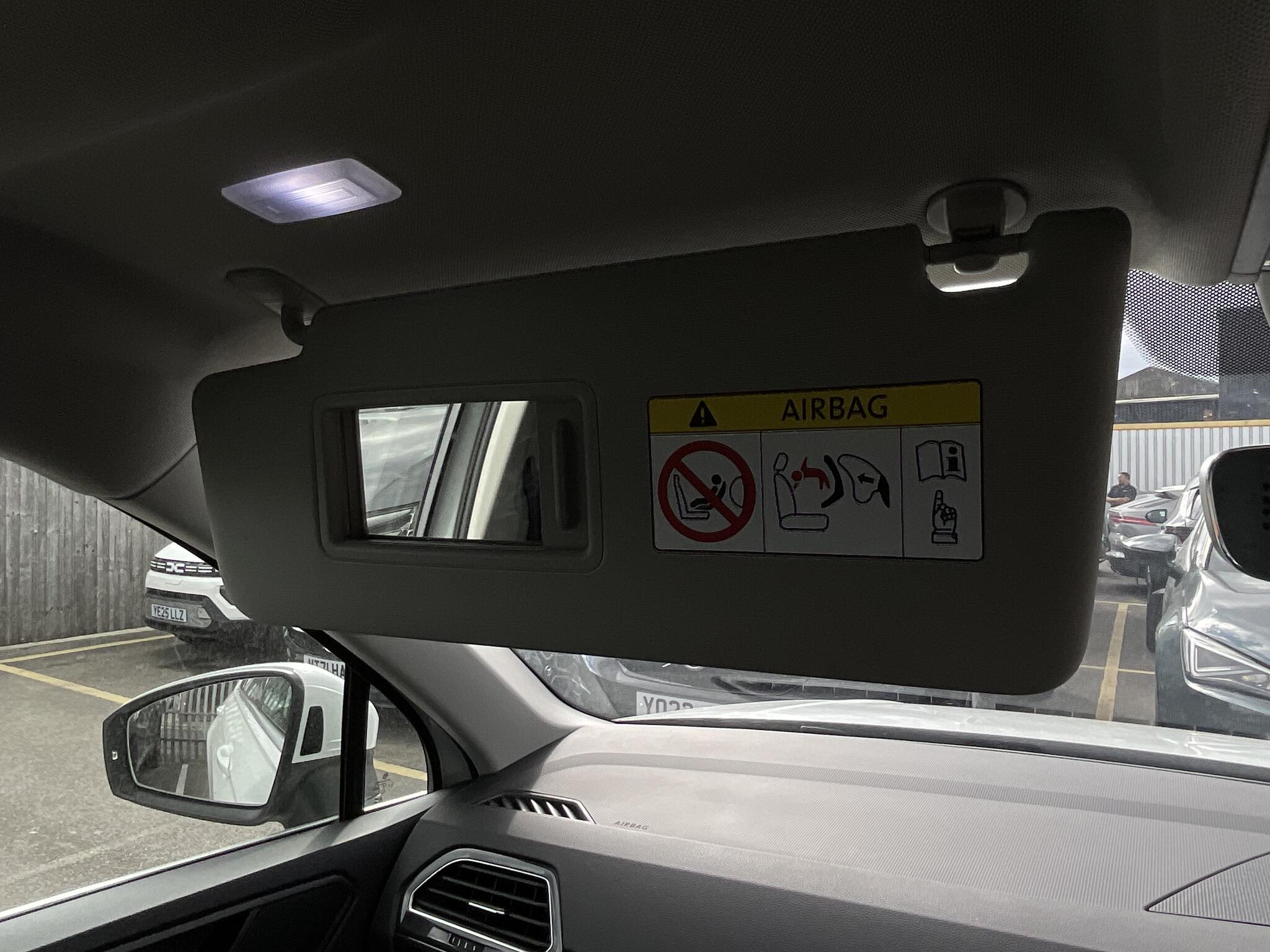 Volkswagen Tiguan view 35