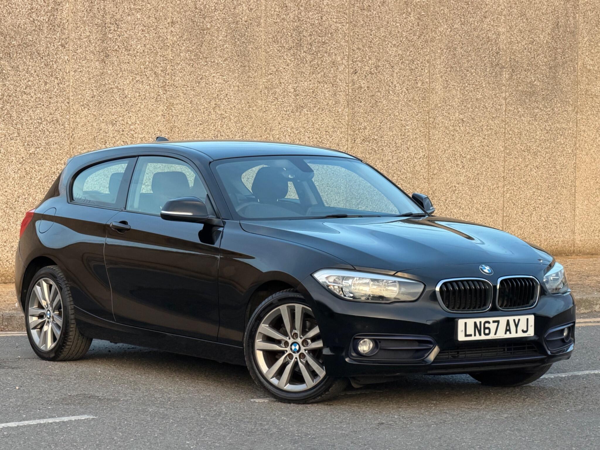 BMW 1 Series view 2