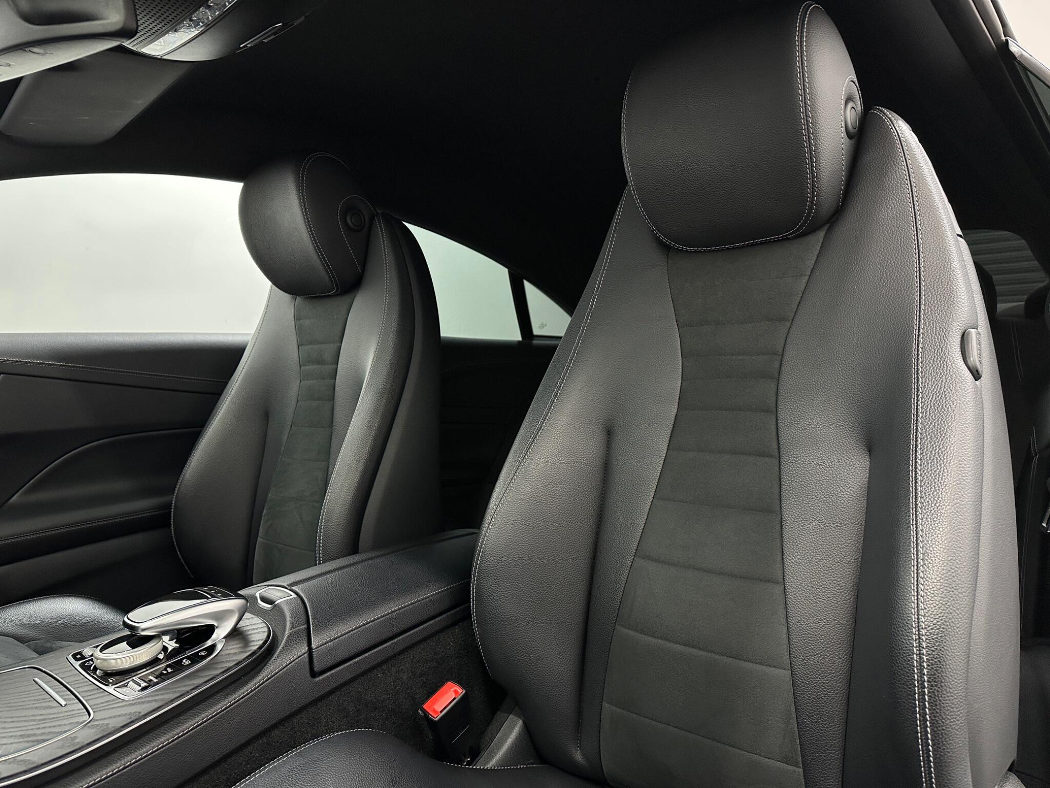 Mercedes-Benz E-Class view 37