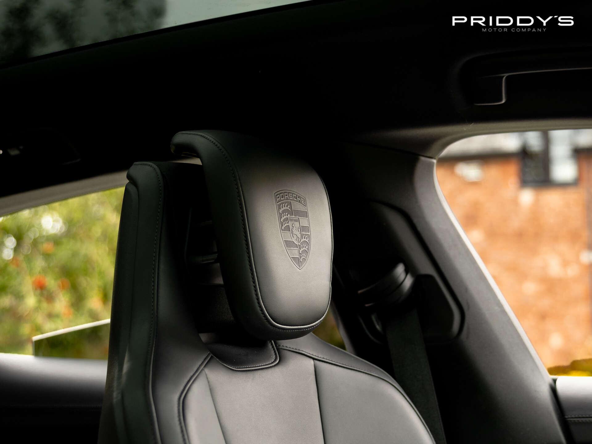 Porsche Taycan view 104