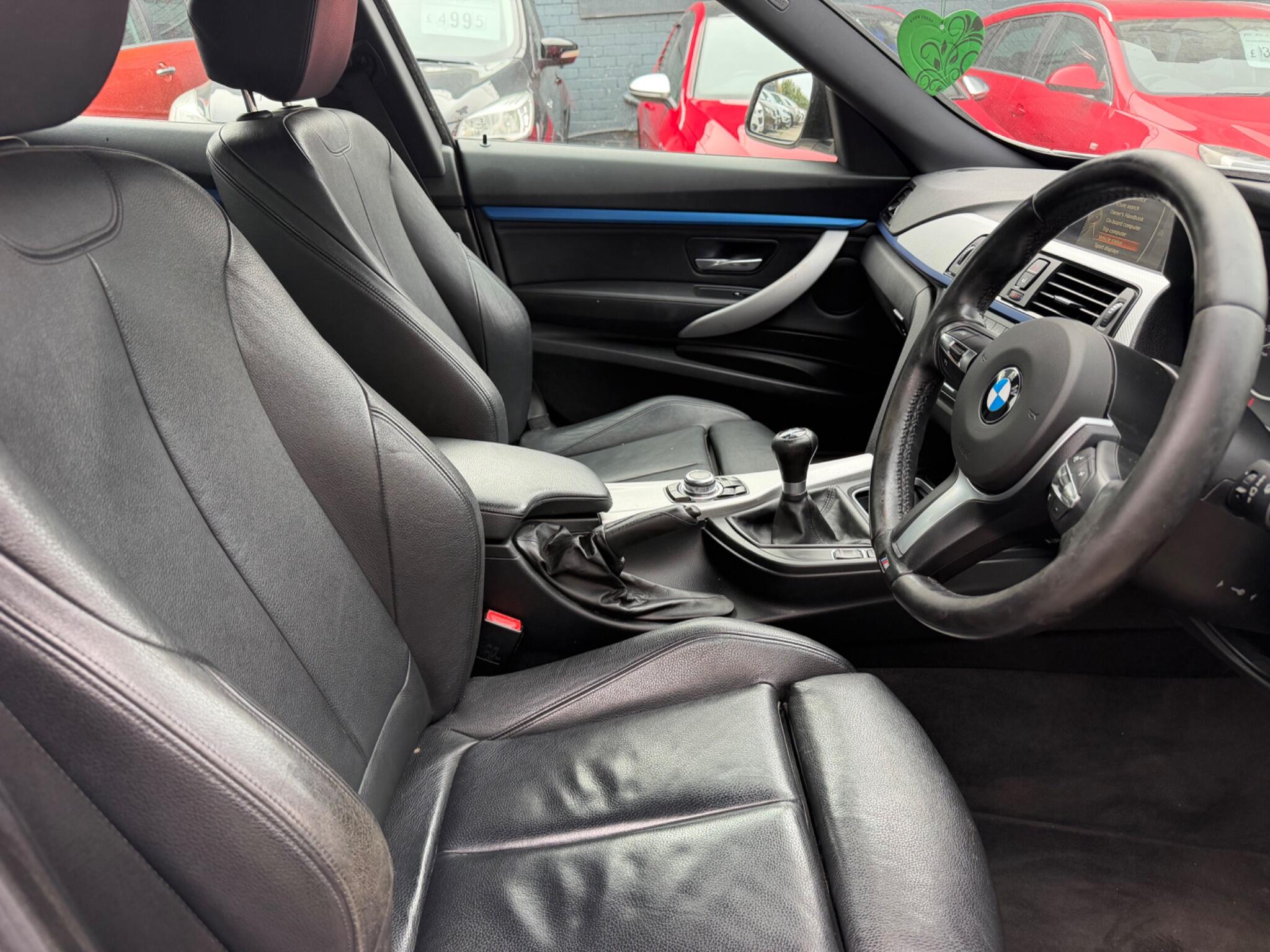 BMW 3 Series view 10