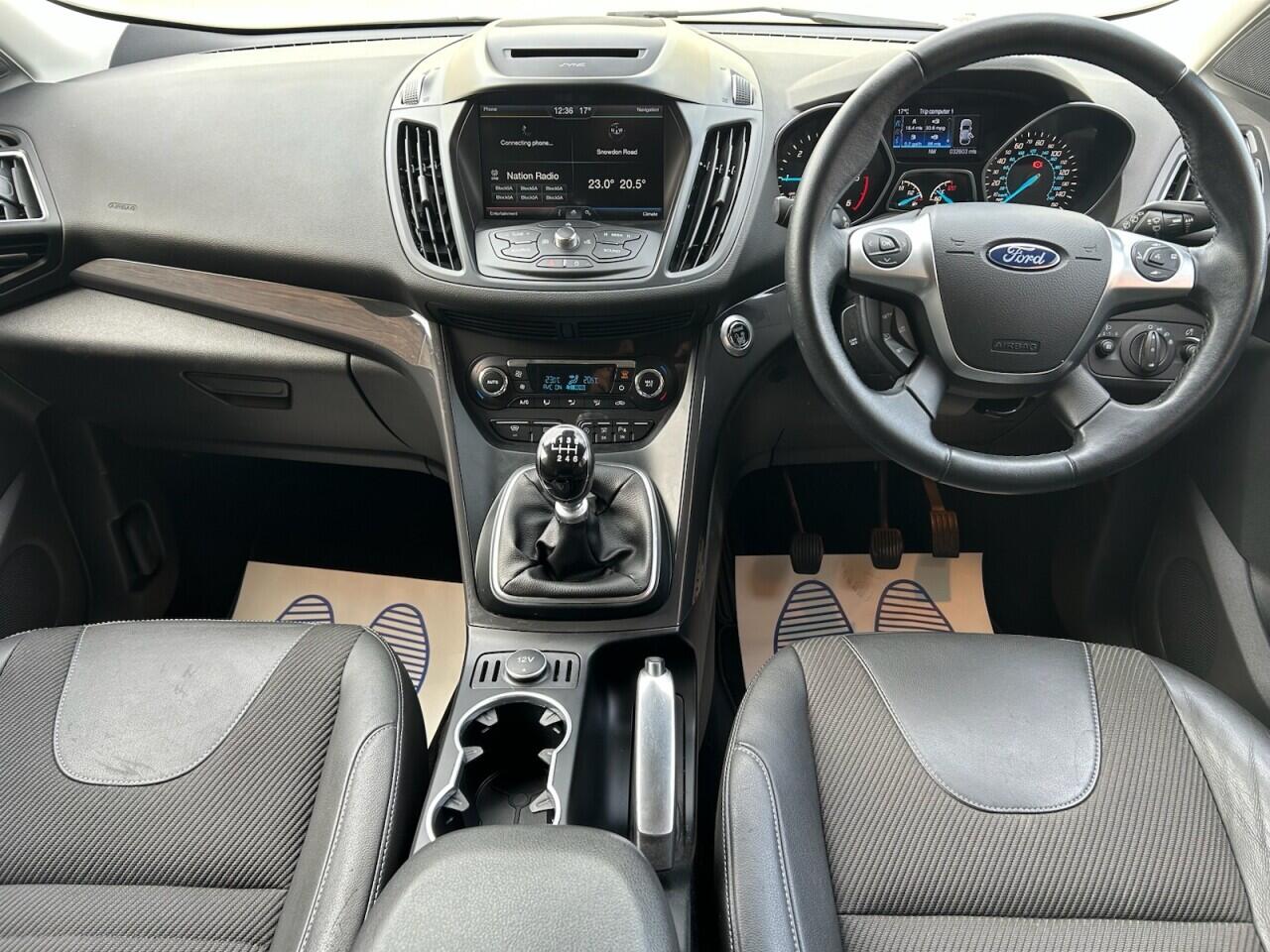 Ford Kuga view 22