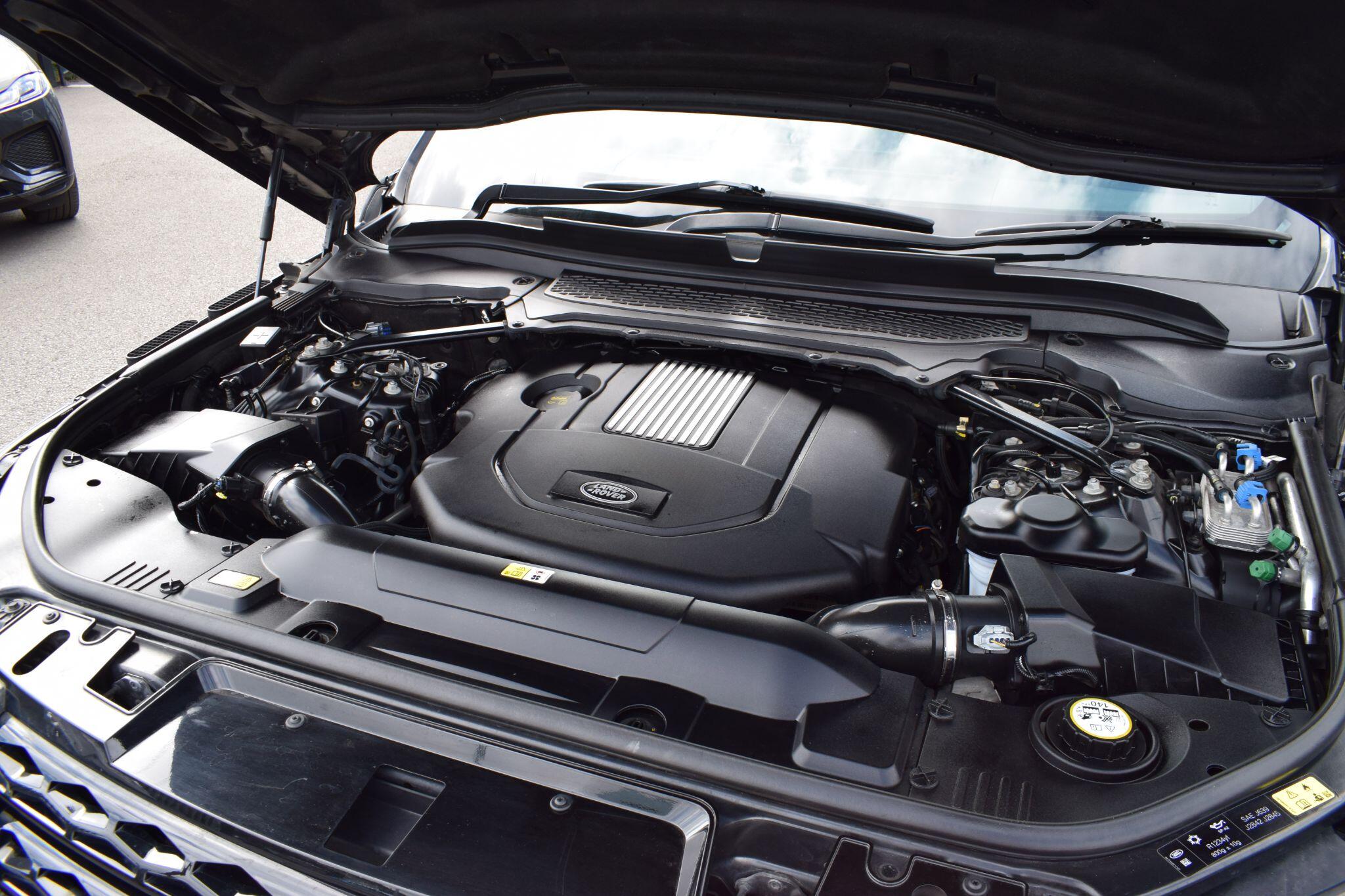 Land Rover Range Rover Sport view 33