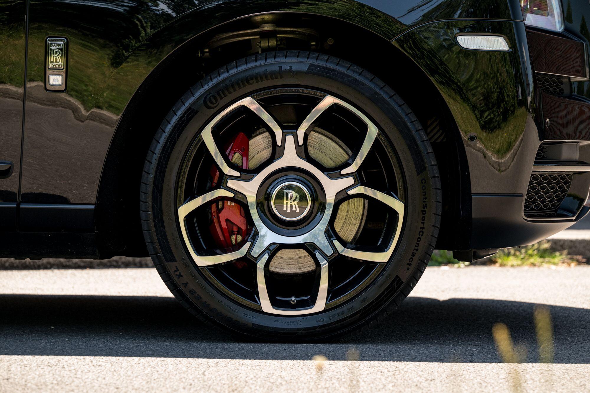 Rolls-Royce Cullinan view 24