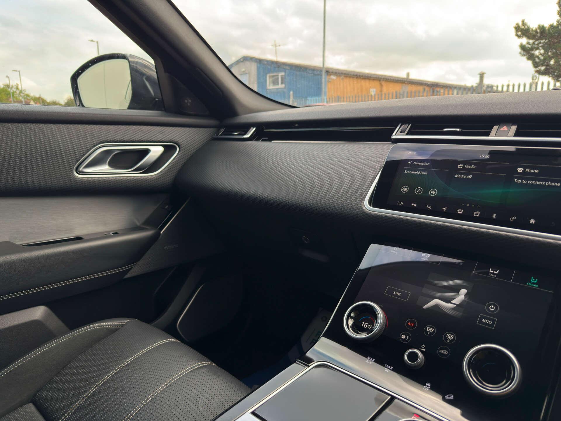 Land Rover Range Rover Velar view 55