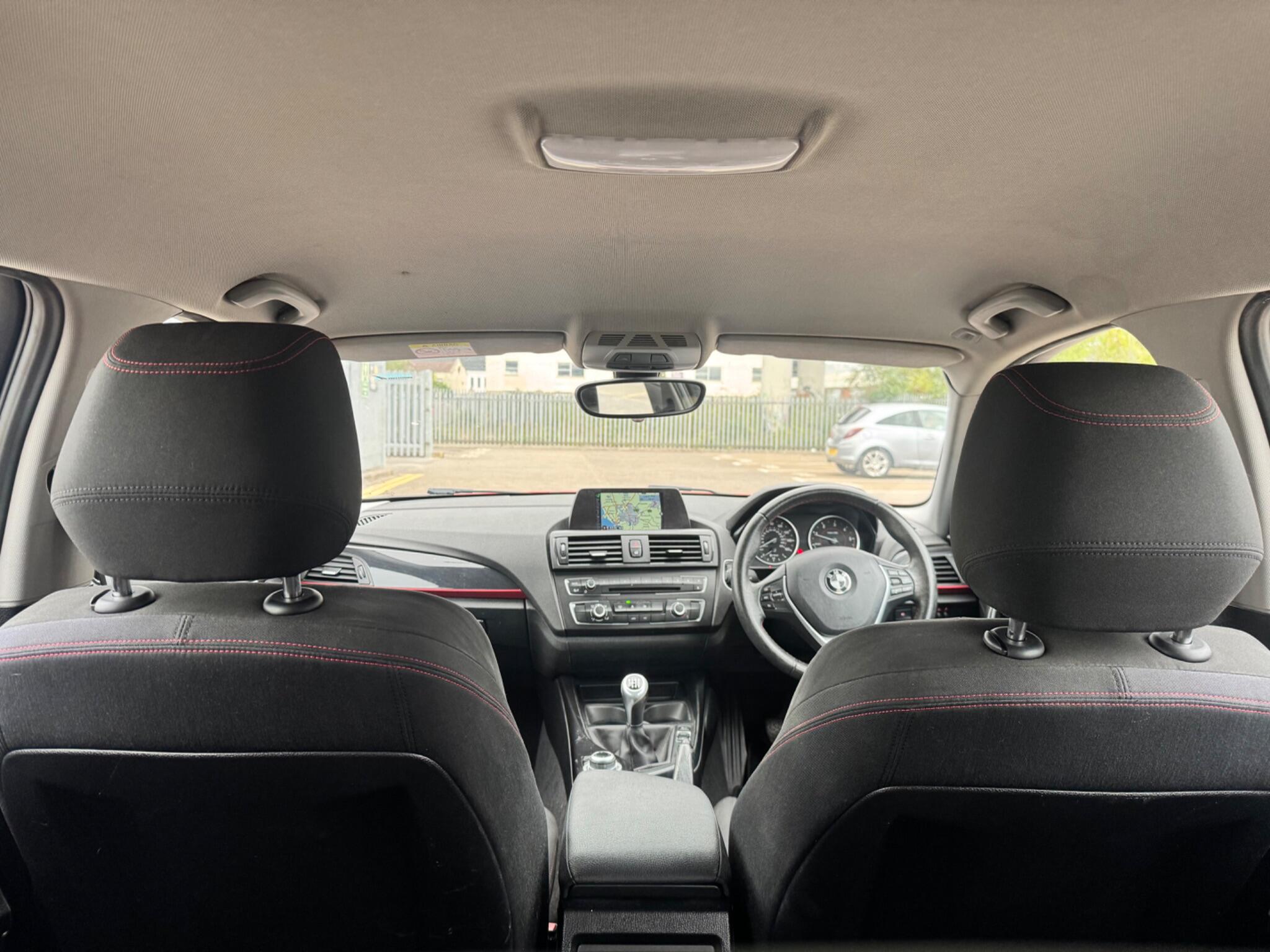 BMW 1 Series view 22