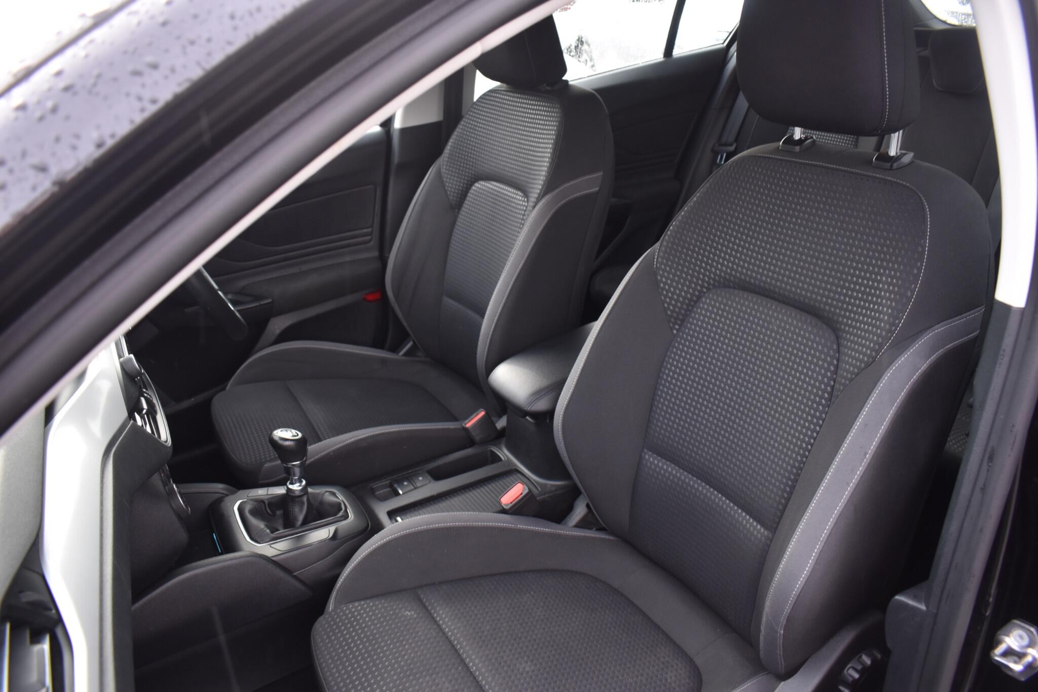 Focus - 1.5 EcoBlue Zetec Euro 6 (s/s) 5dr - Image 16