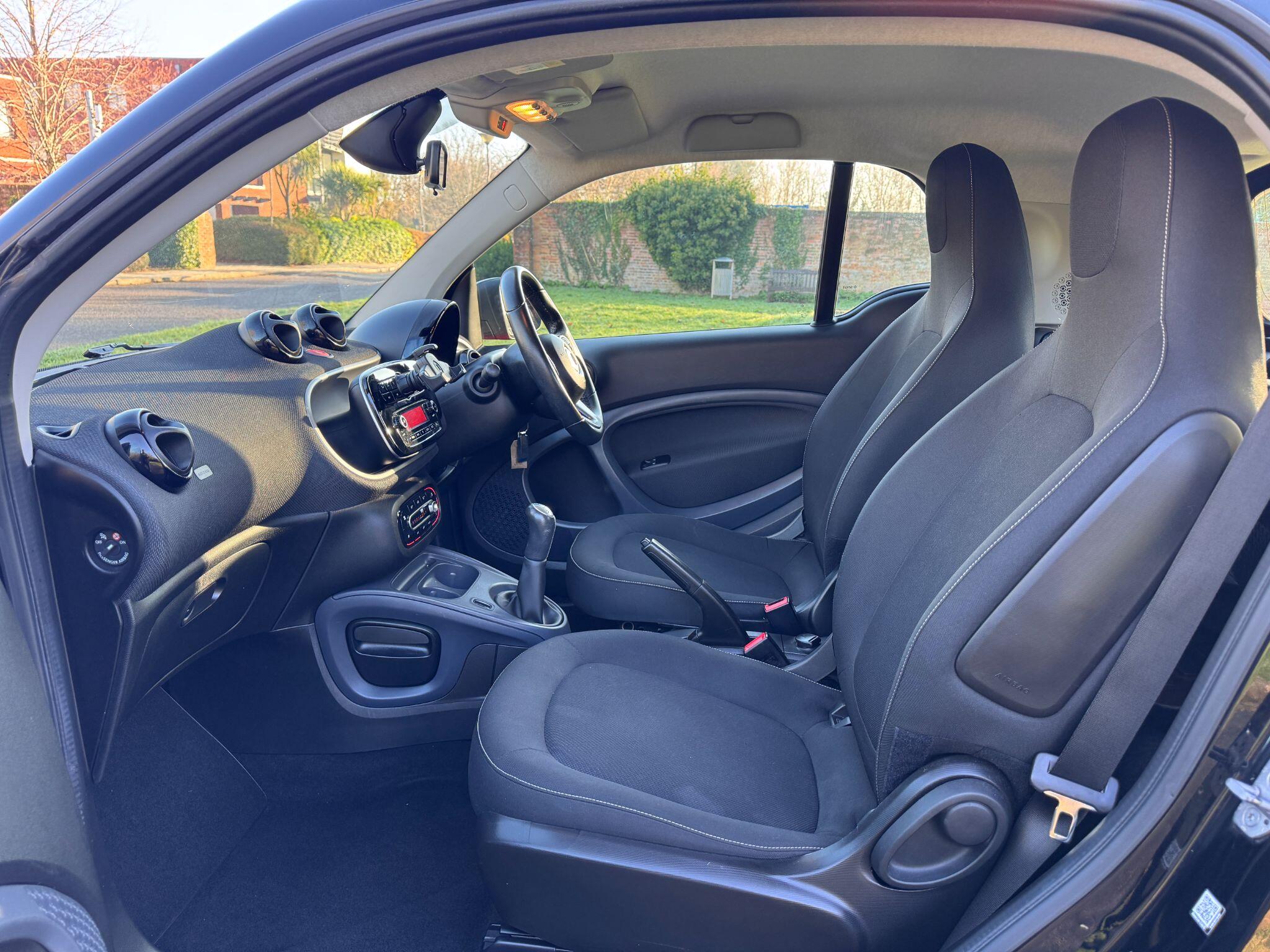 2017 Smart fortwo 1.0 Passion Euro 6 (s/s) 2dr • 71,000 miles image 30