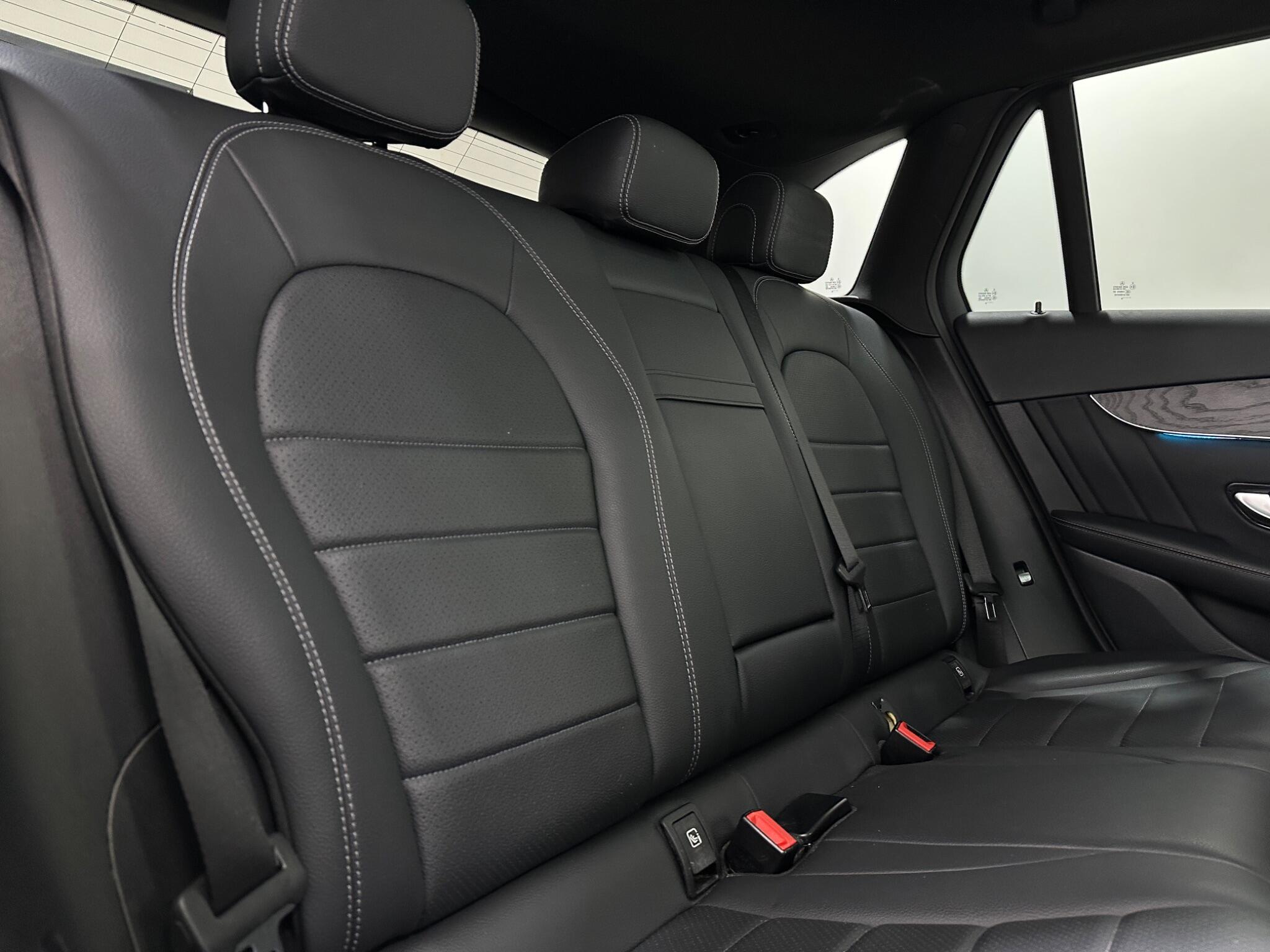 Mercedes-Benz GLC view 42