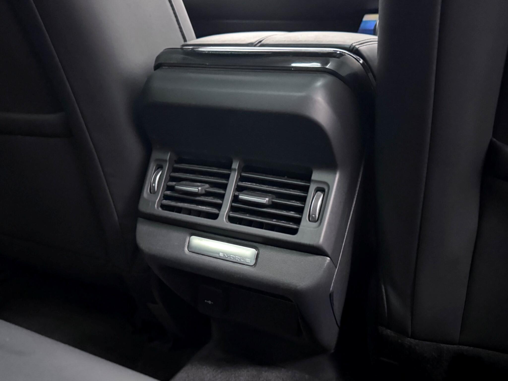 Land Rover Range Rover Evoque view 12