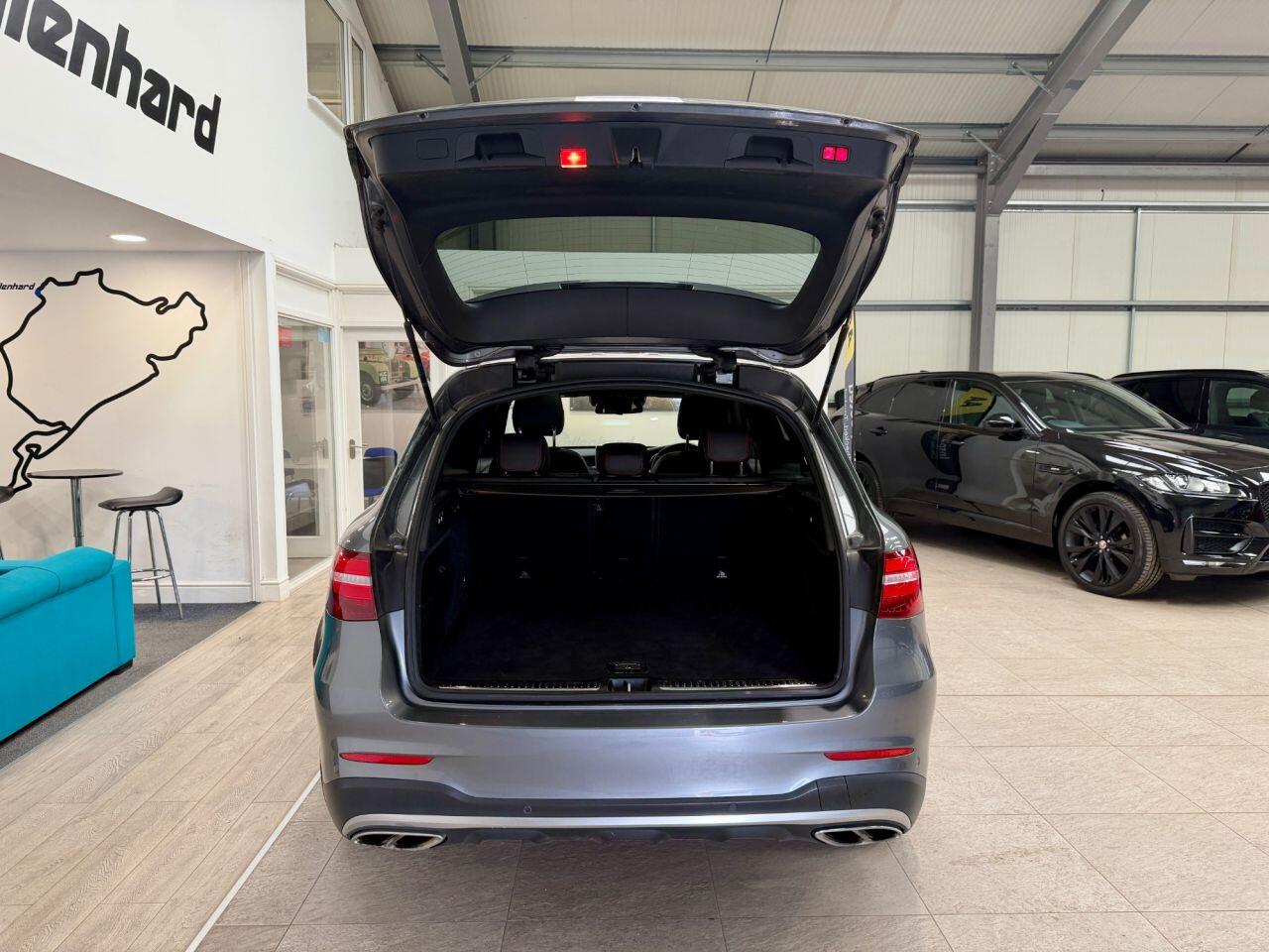Mercedes-Benz GLC view 30