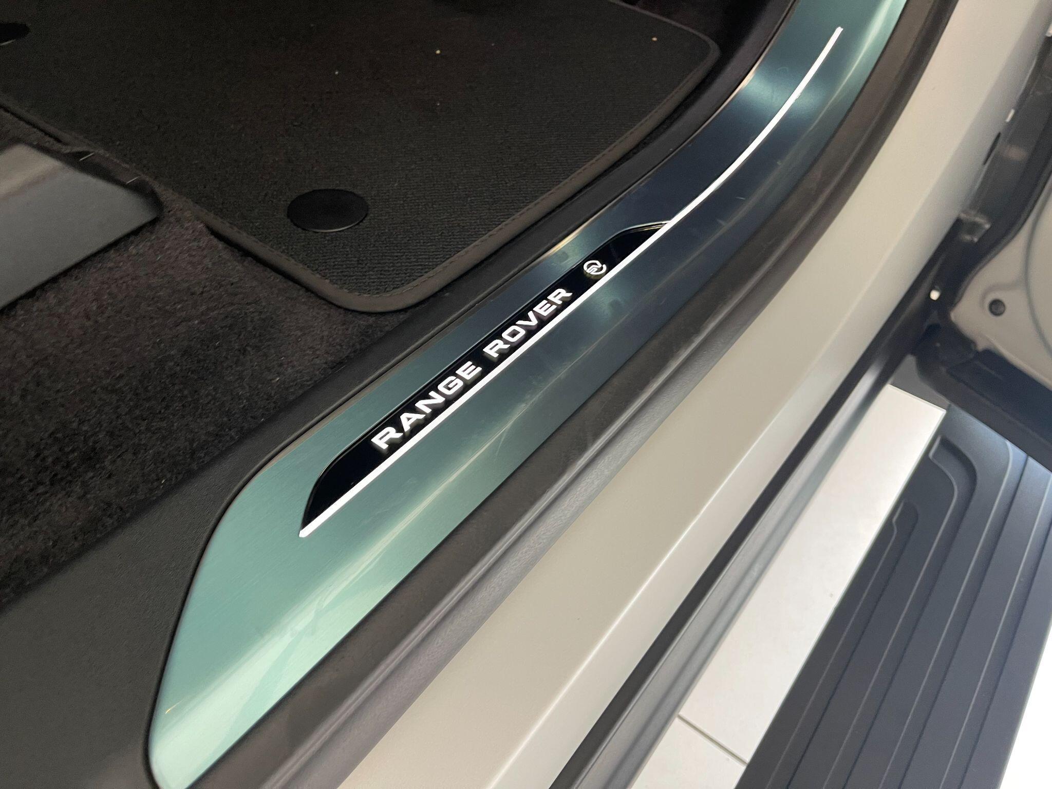 Land Rover Range Rover Sport view 20