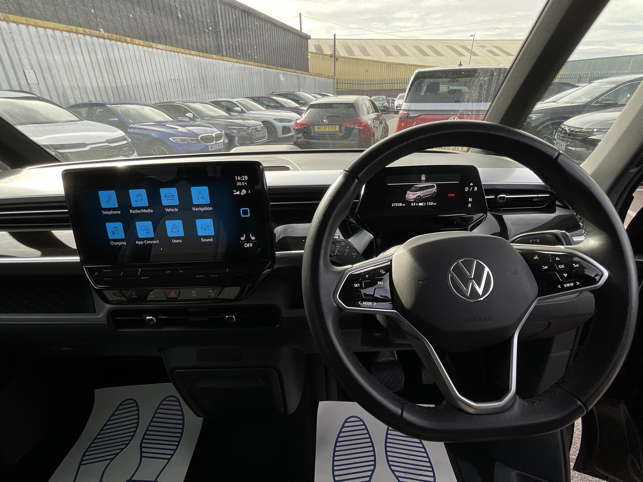 Volkswagen Id. Buzz view 19