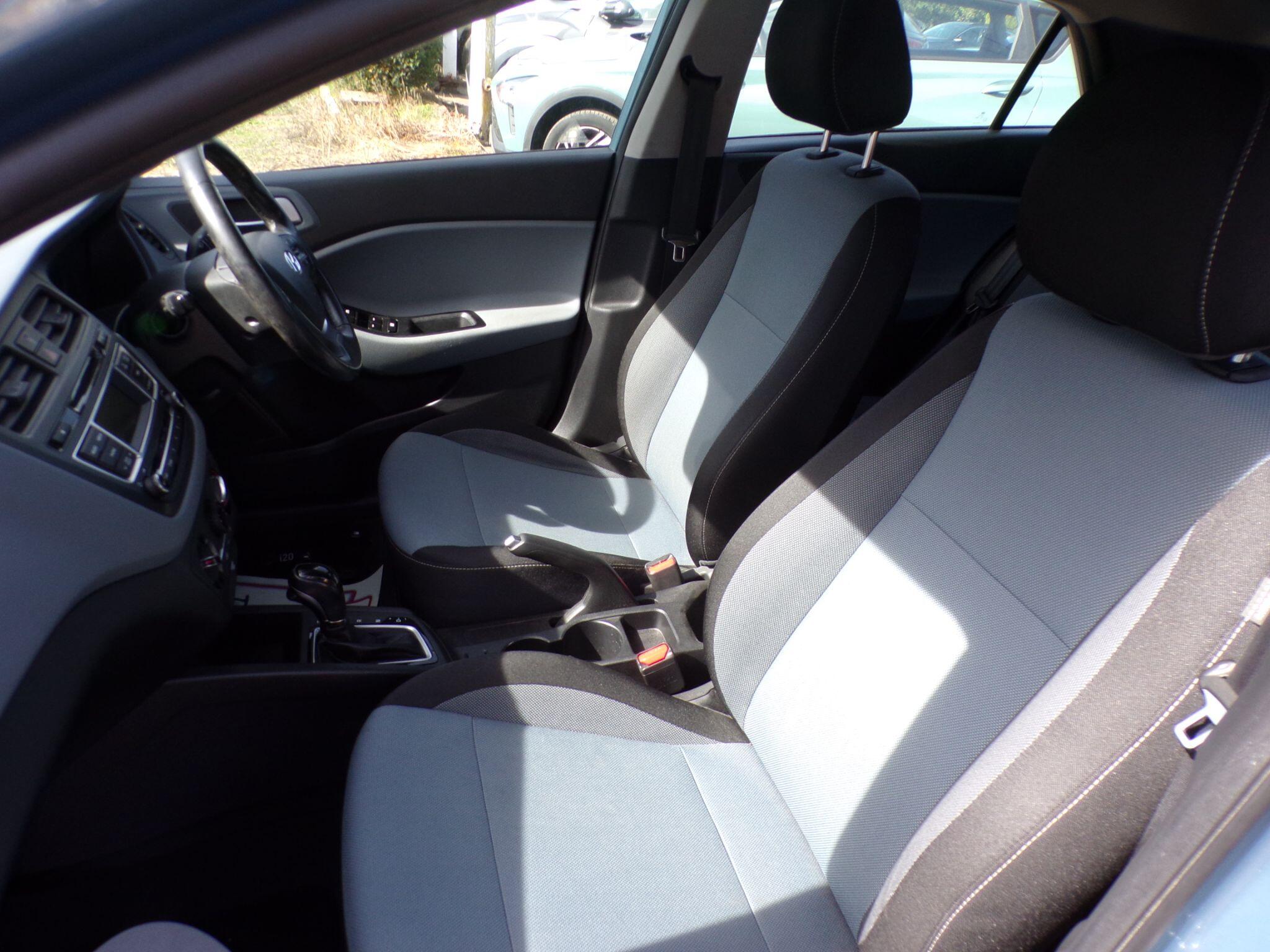 Hyundai I20 view 16