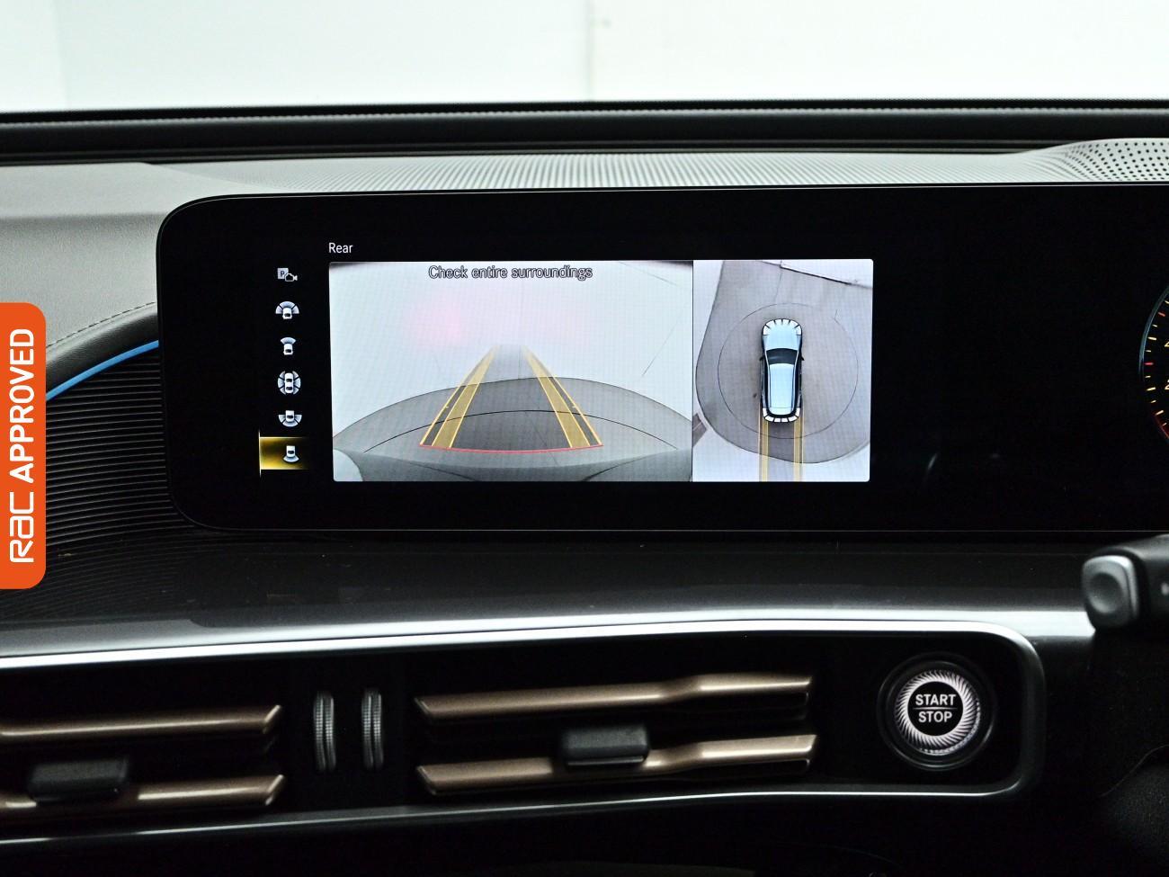 Mercedes-Benz Eqc view 18