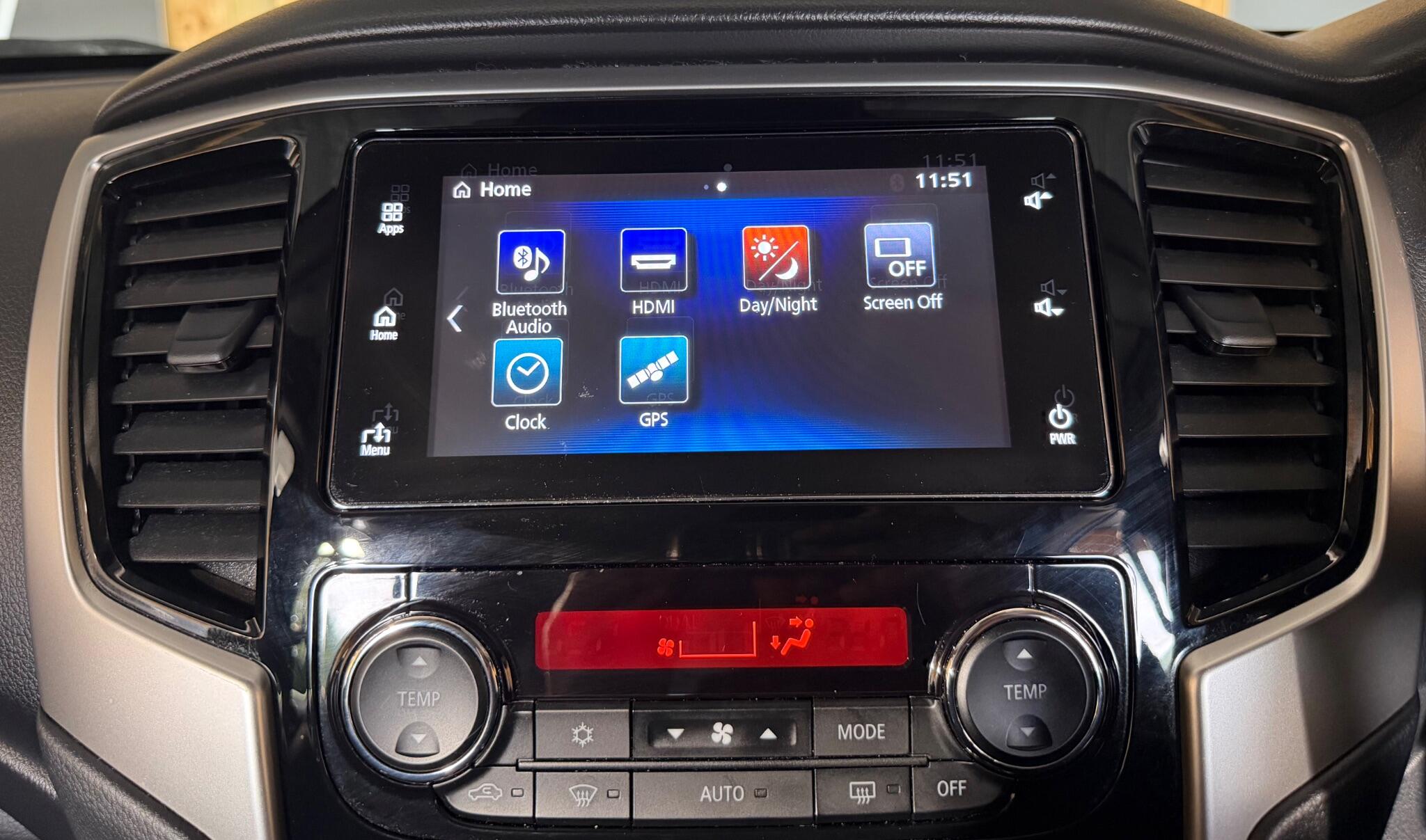 Mitsubishi L200 view 29
