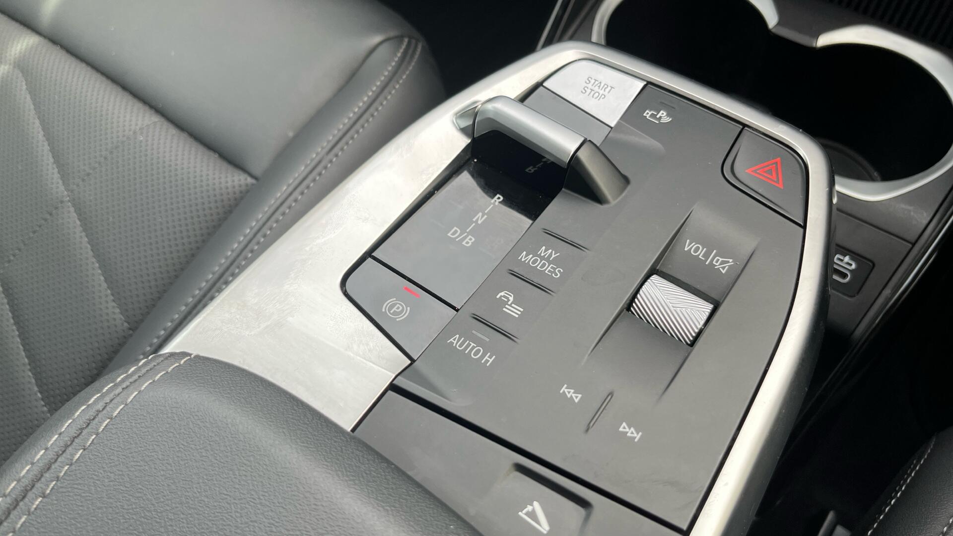BMW iX1 view 52