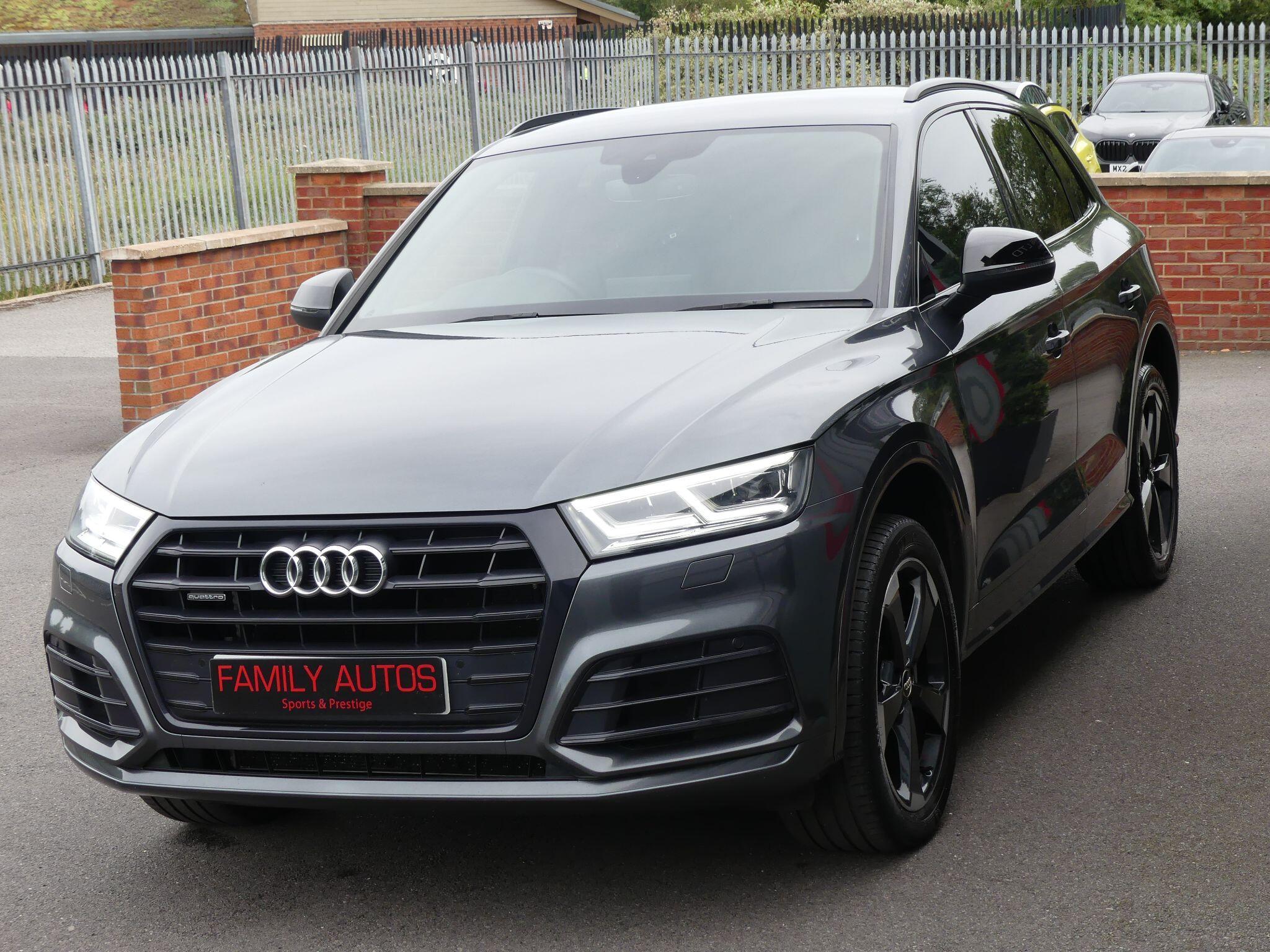 Audi Q5 view 3