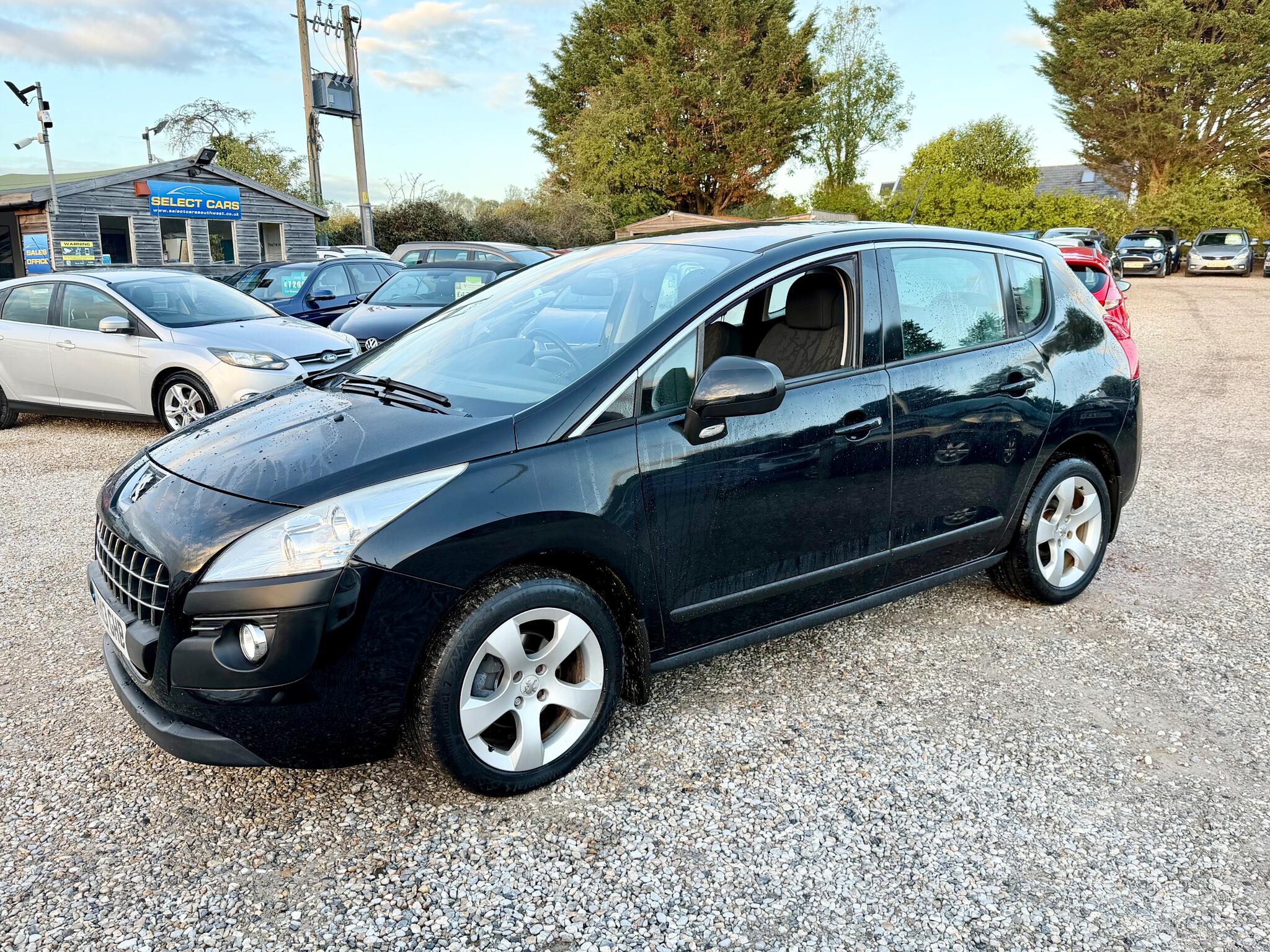 Peugeot 3008 view 5