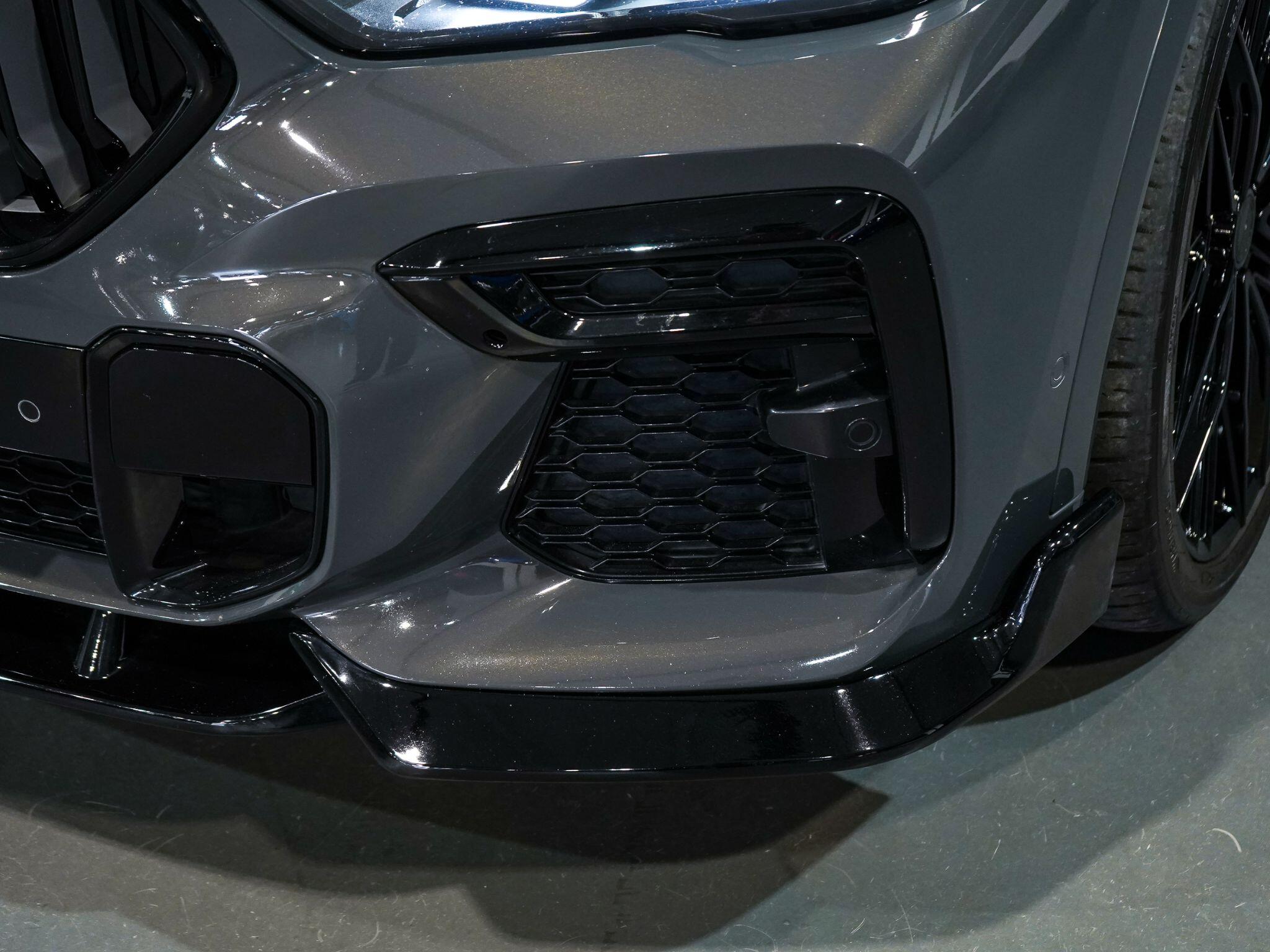 BMW X6 view 43