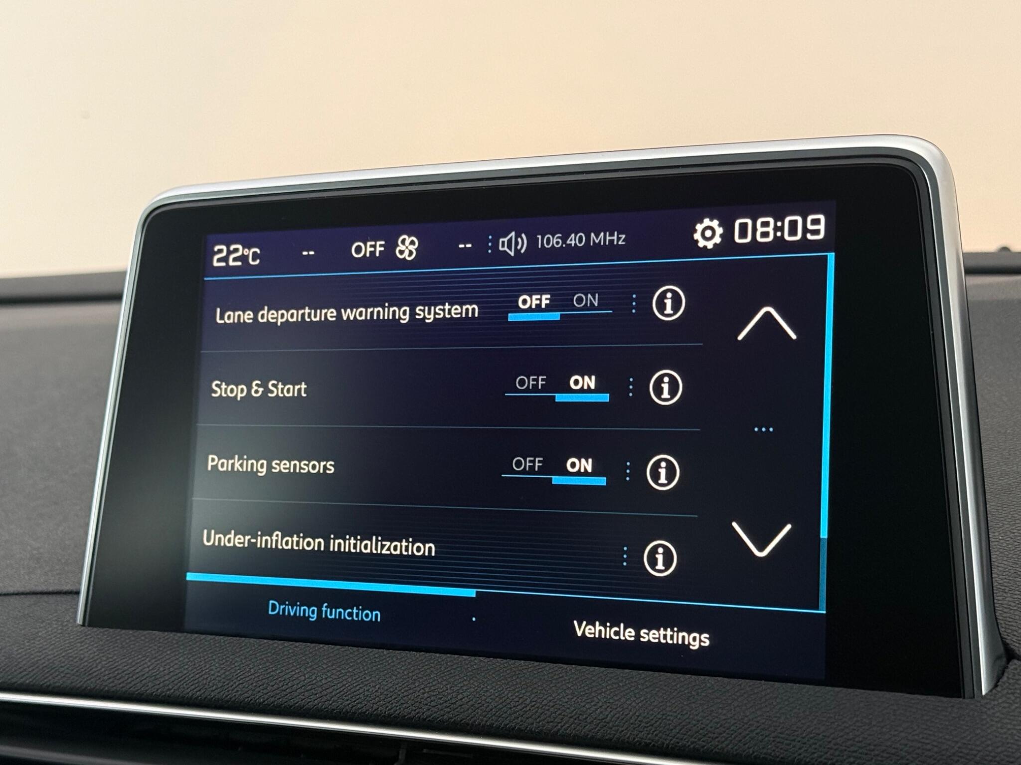 Peugeot 5008 view 22