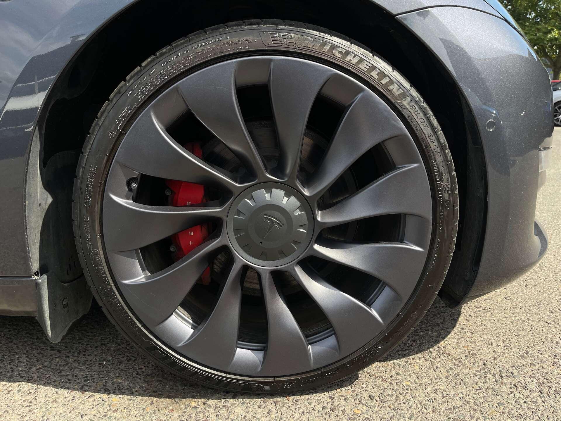 Tesla Model 3 view 10