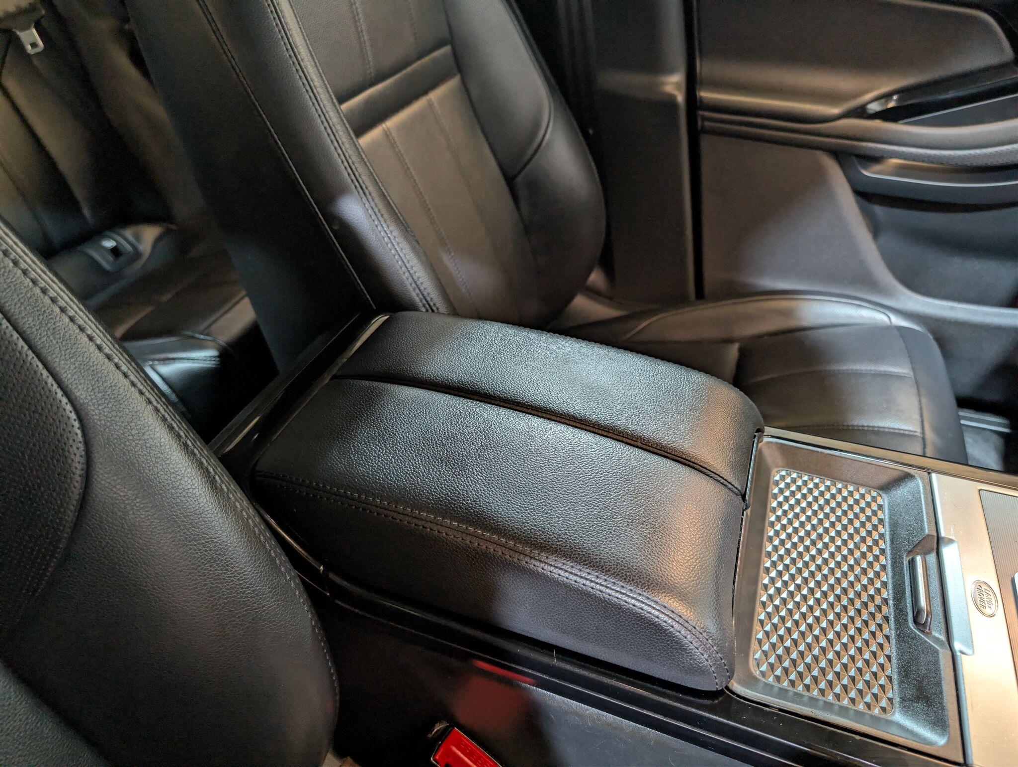 Land Rover Range Rover Evoque view 21
