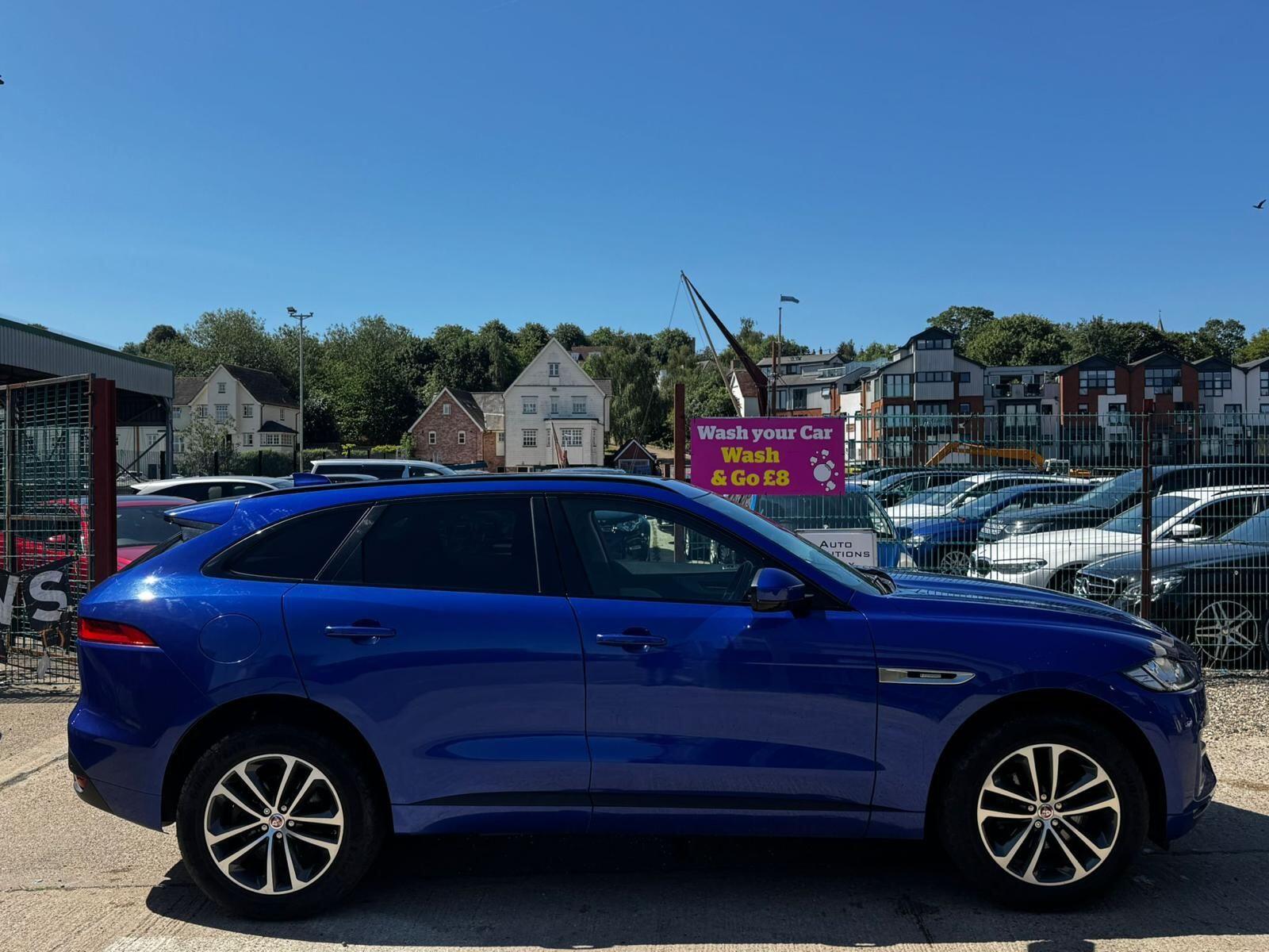 Jaguar F-Pace view 3