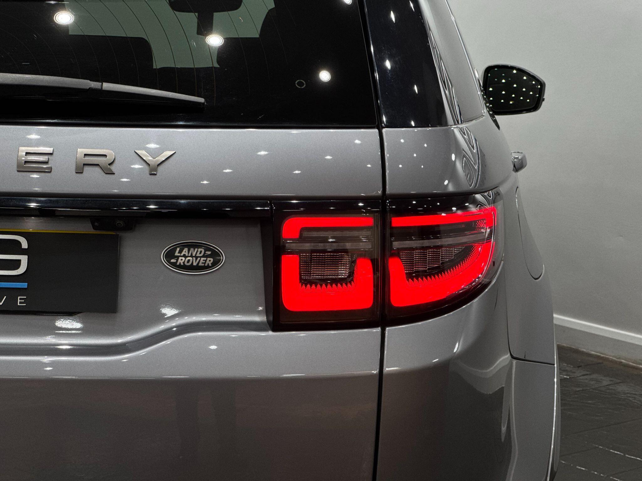 Land Rover Discovery Sport view 24