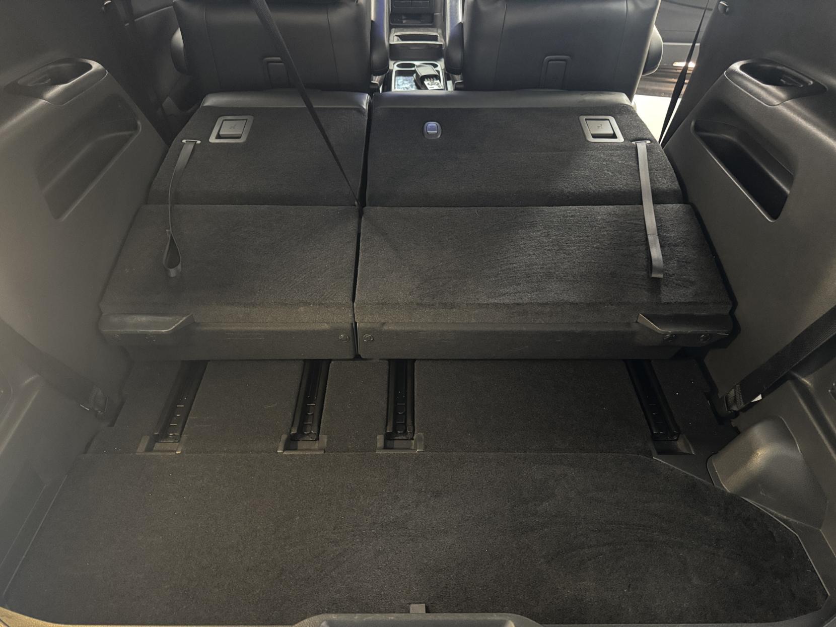 Nissan Elgrand view 73