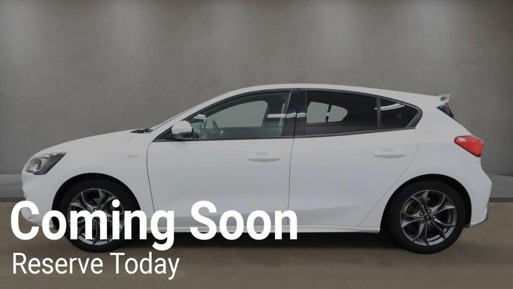 Ford Focus view 6