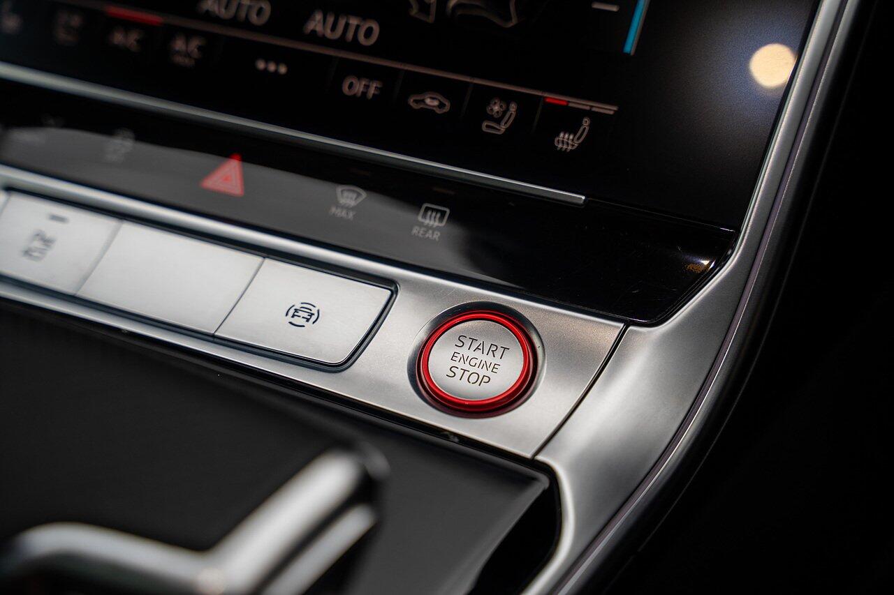 Audi RS6 view 56