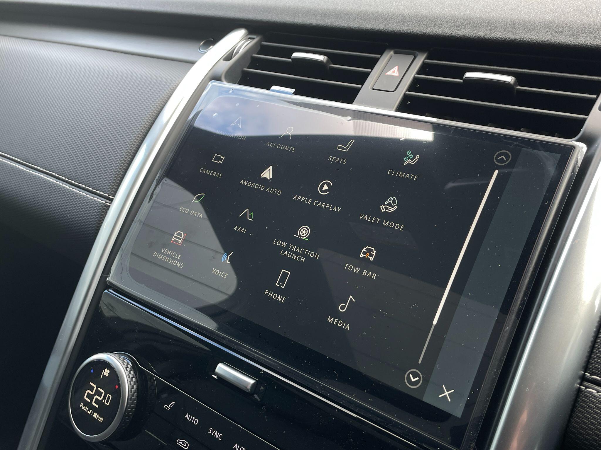 Land Rover Discovery view 28