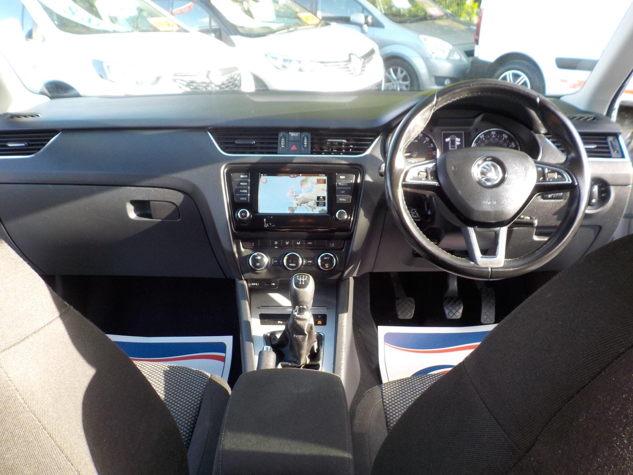 Skoda Octavia 1.6 TDI SE Technology Euro 6 (s/s) 5dr