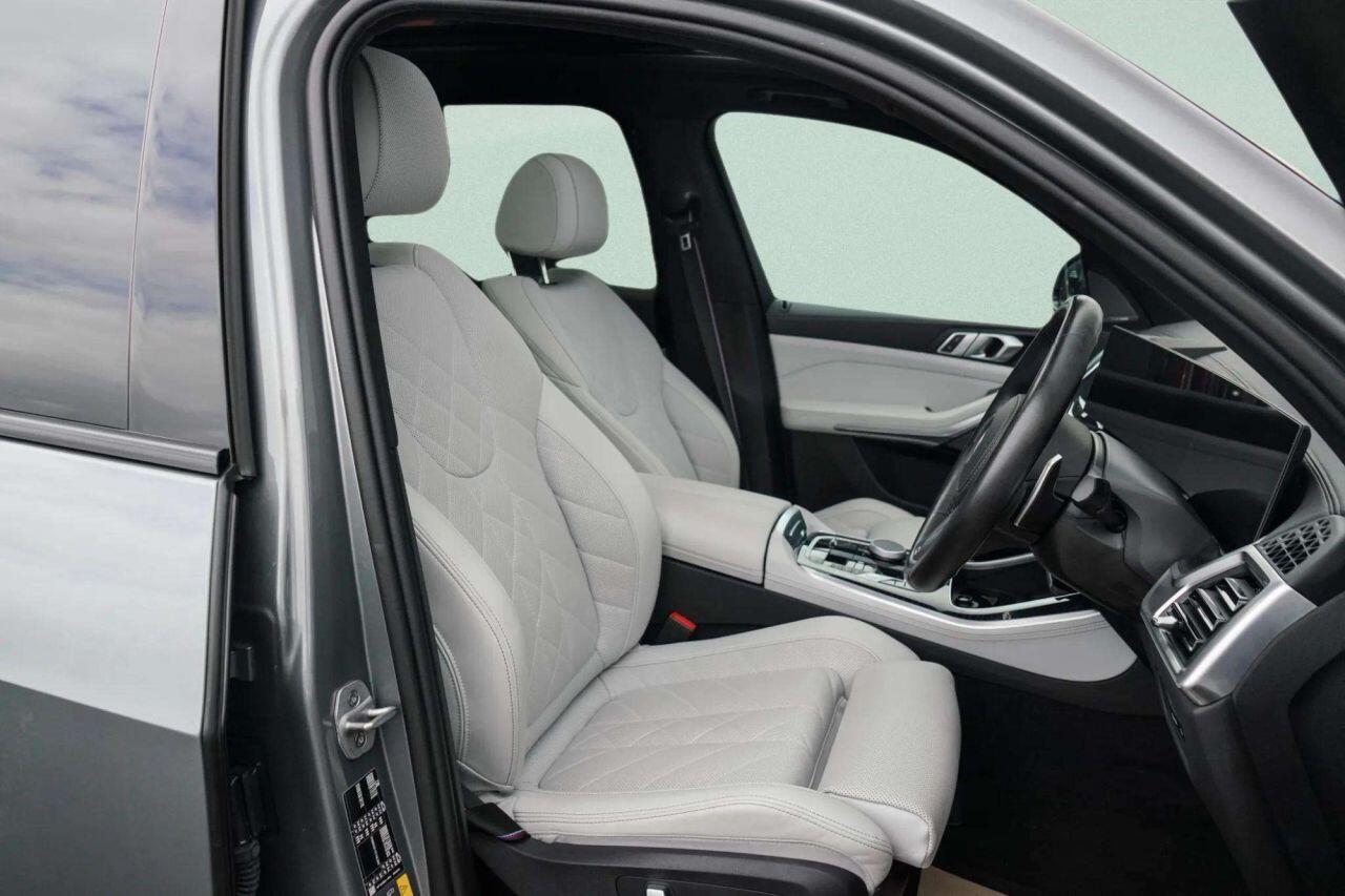 BMW X5 view 18