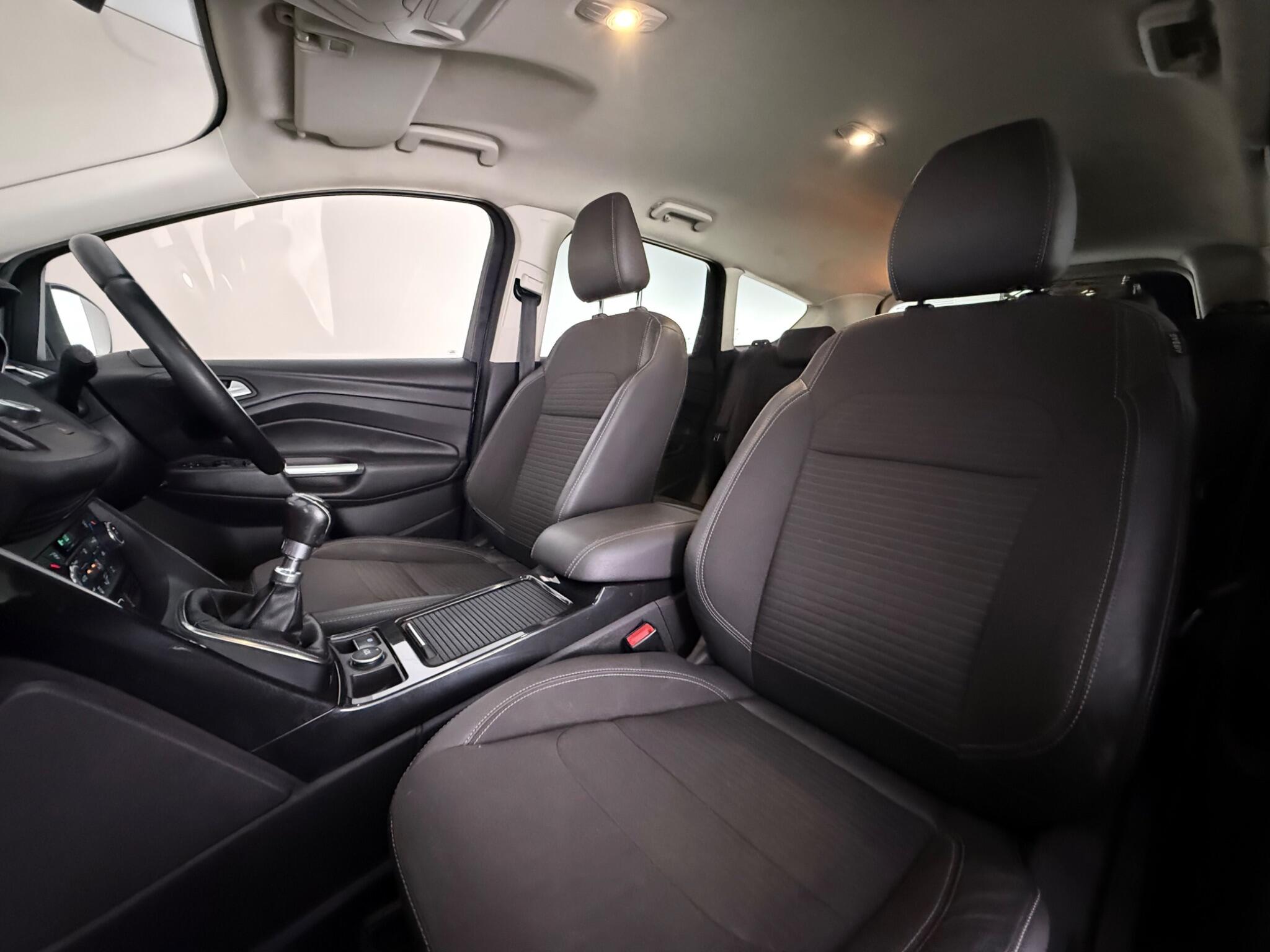 Ford Kuga view 27
