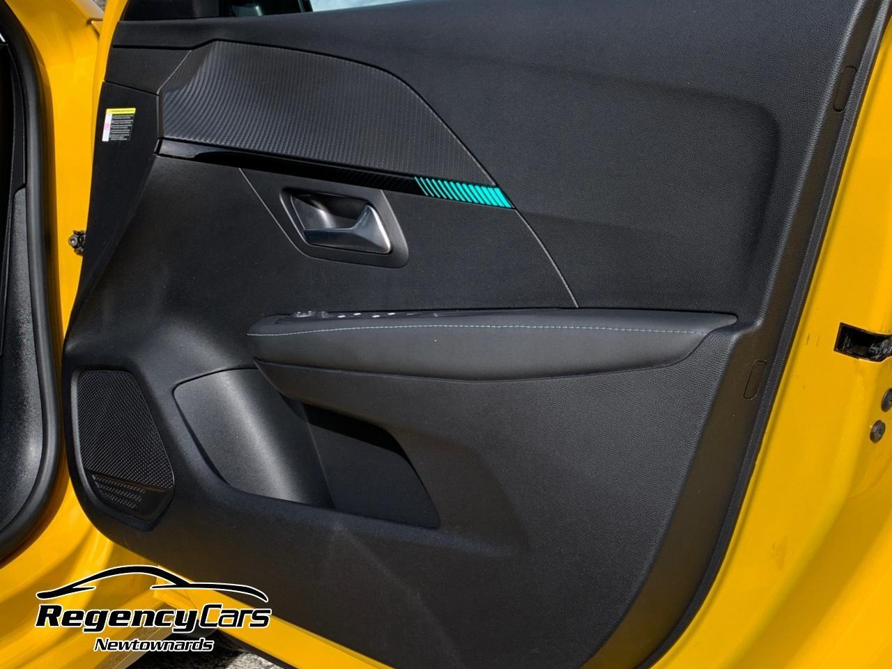Peugeot 208 view 39