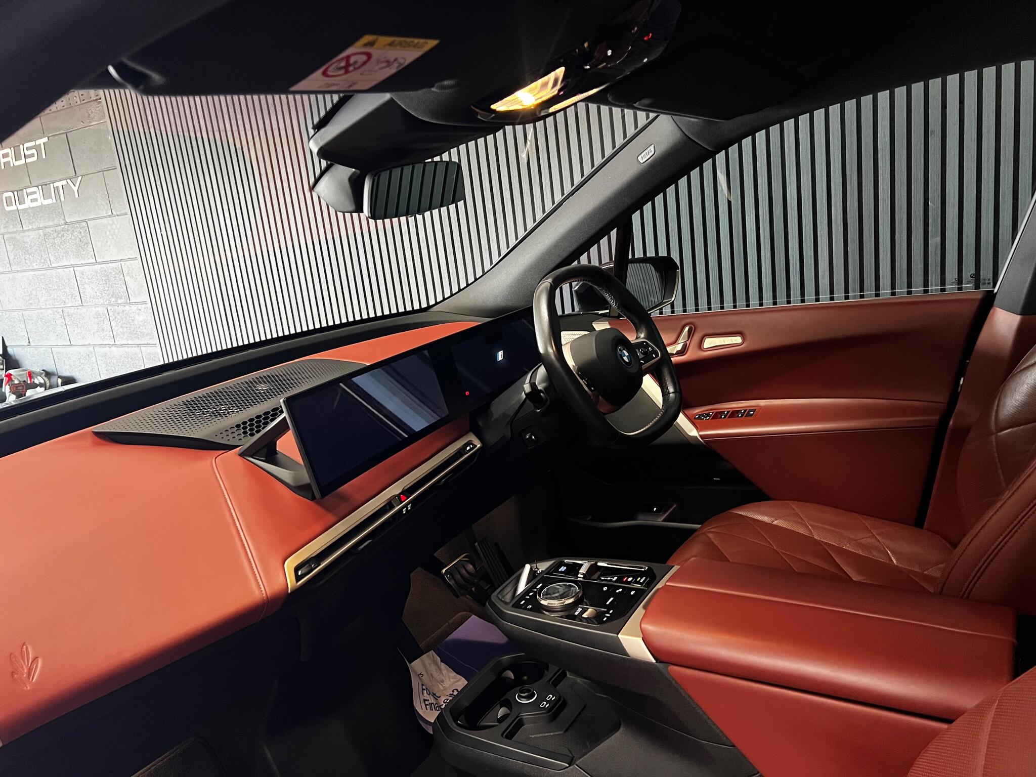BMW iX view 21